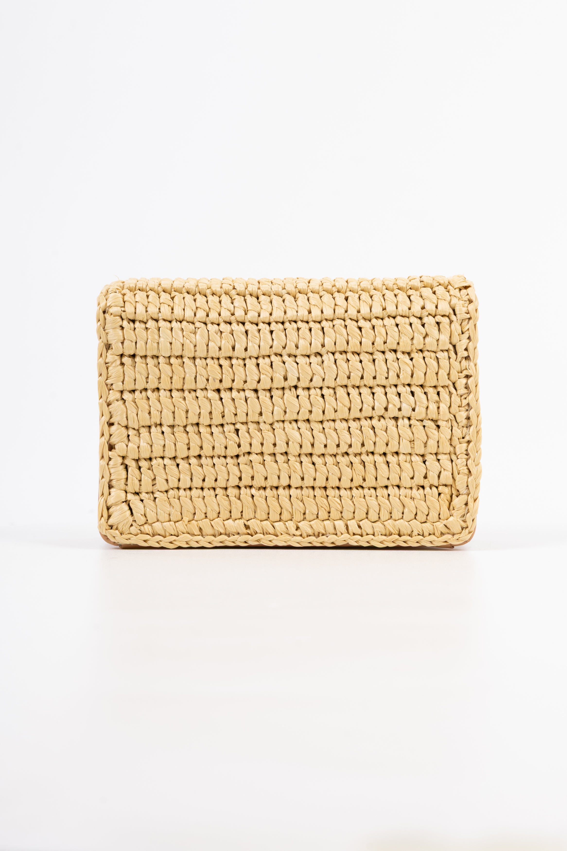 prada portacarte in rafia con tracolla