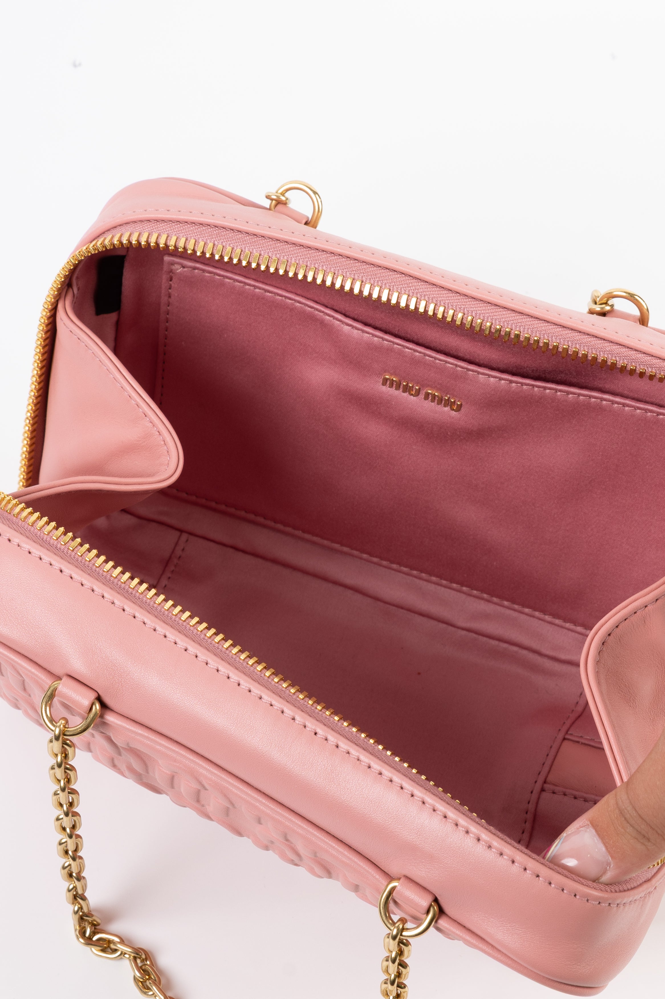 Miu Miu Camera Logo Rosa