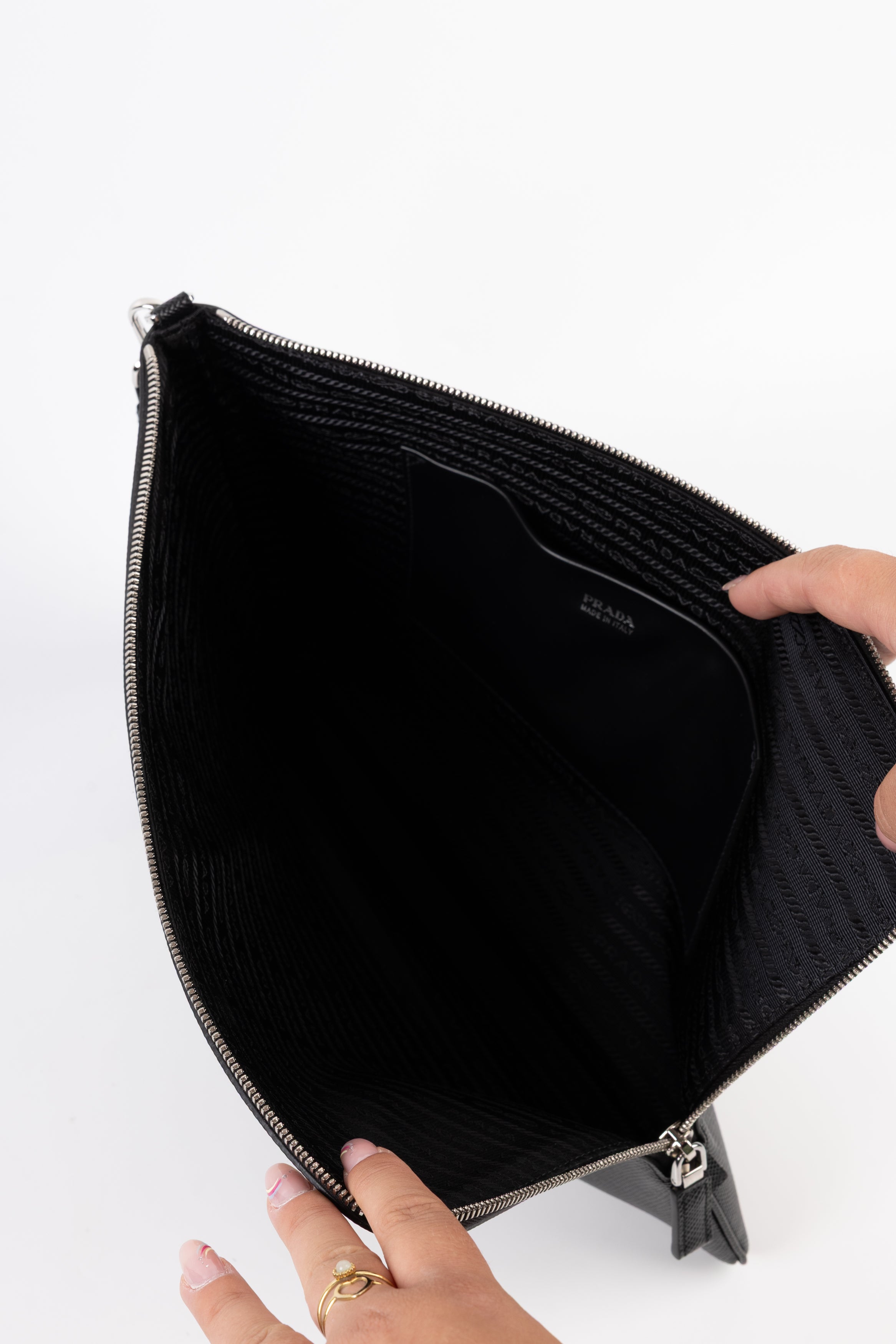 Prada Pochette in Pelle Nera