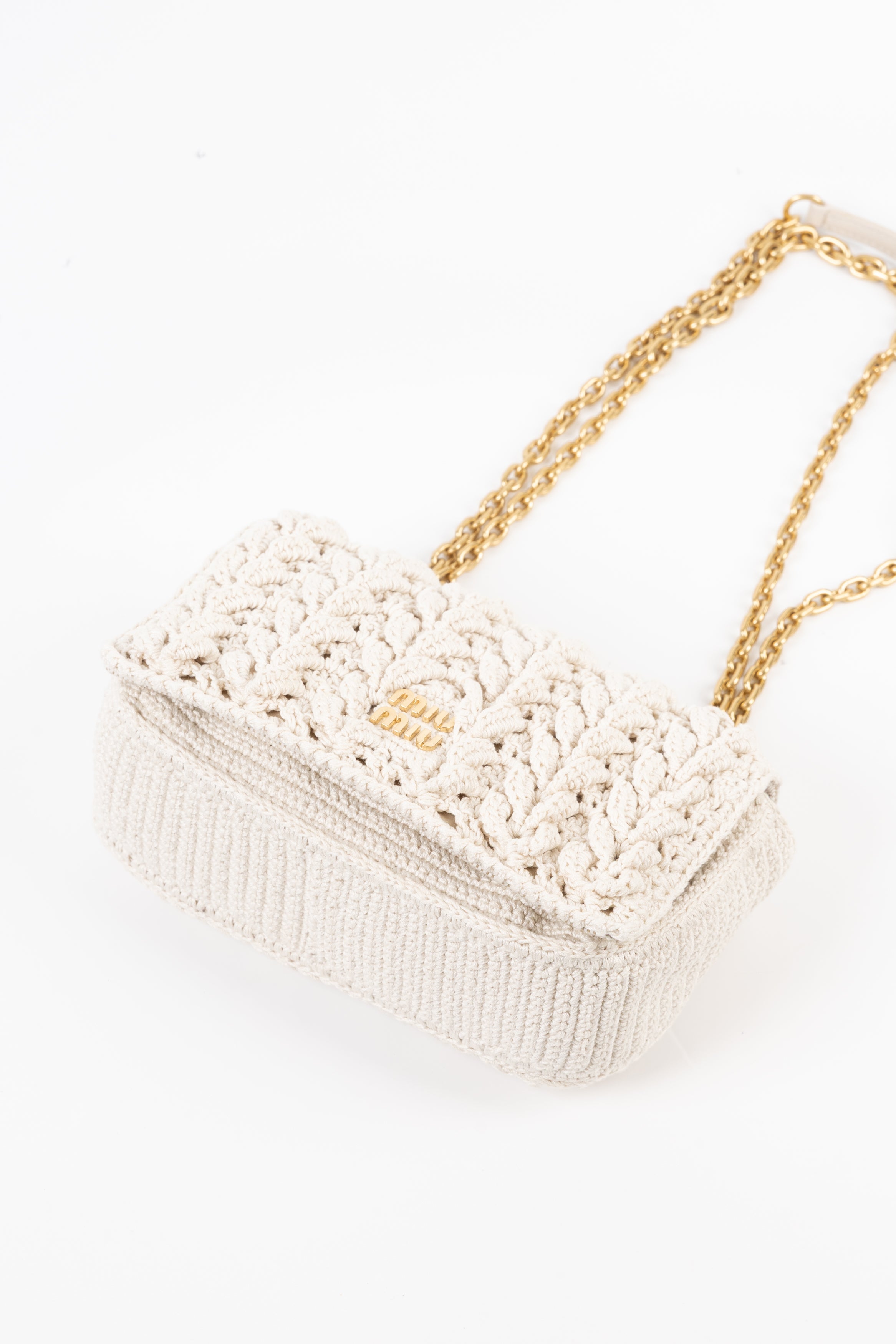 Miu Miu in Maglia Trecce Crema