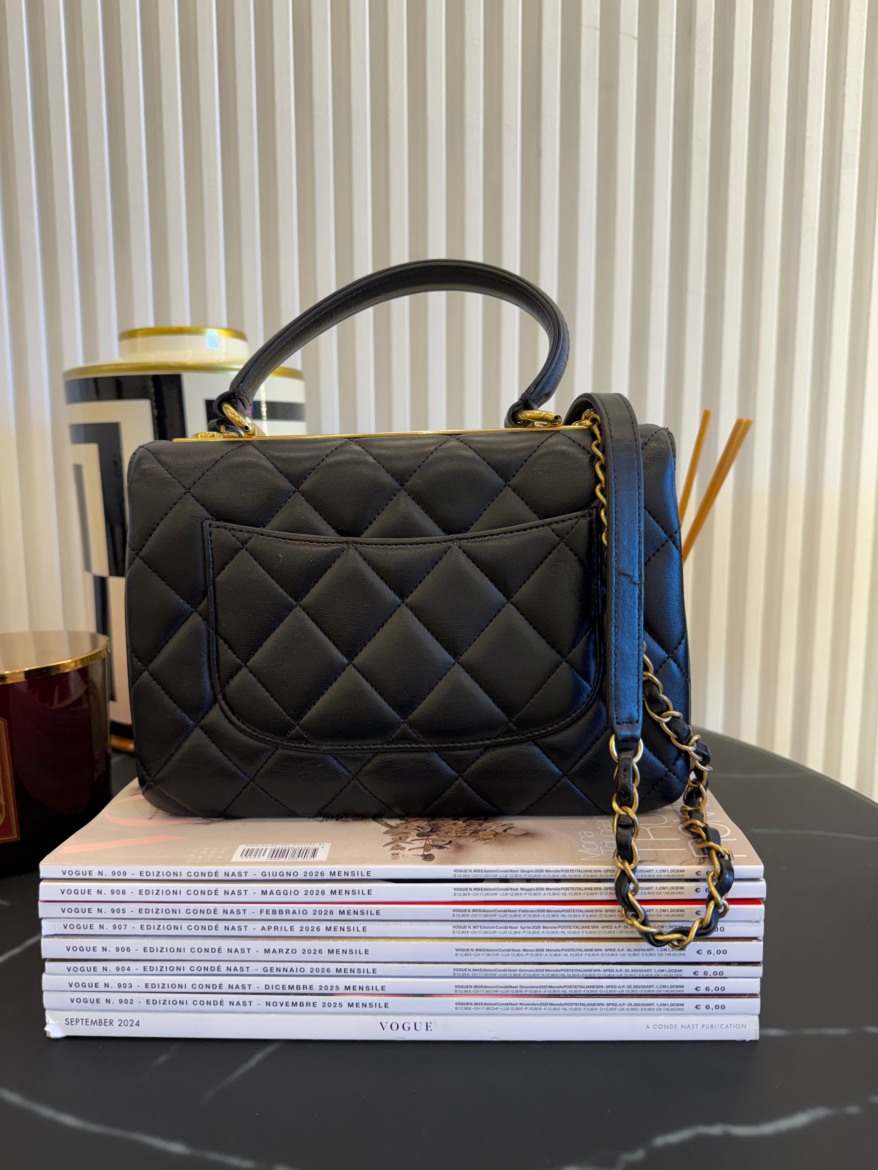 CHANEL TRENDY NERA