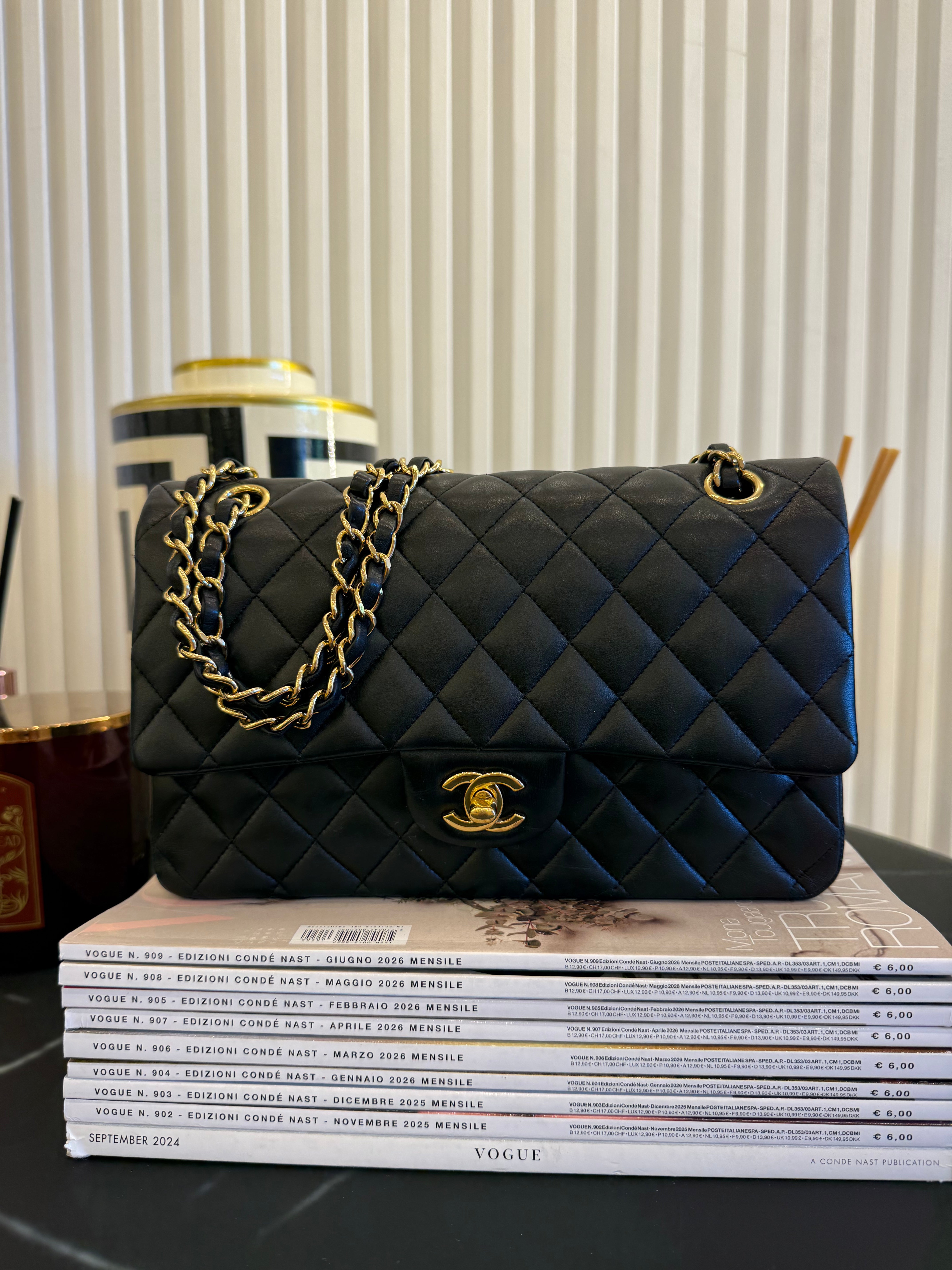CHANEL 11.12 NERA/ORO
