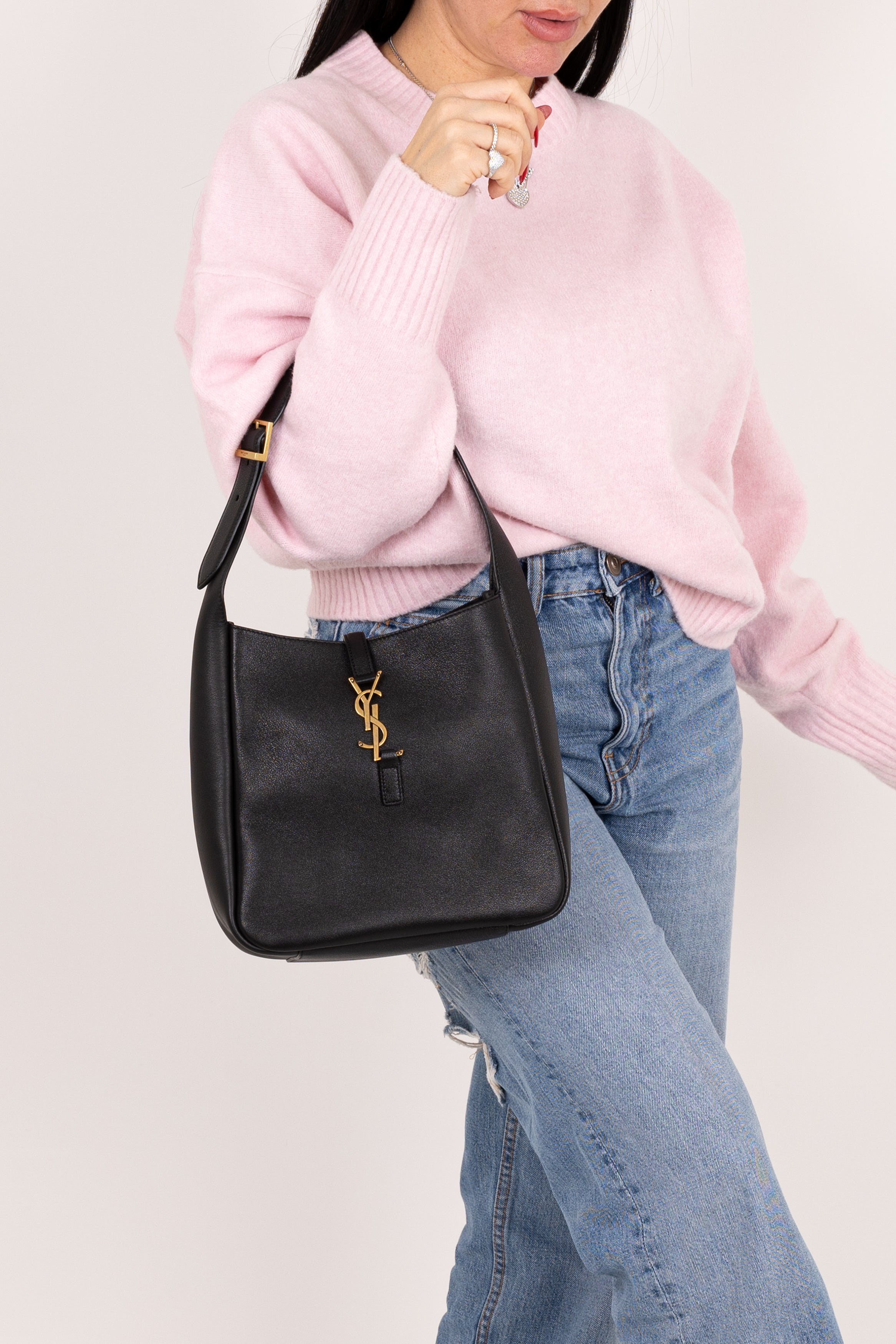 Saint Laurent Le 5 à 7 Small Nera