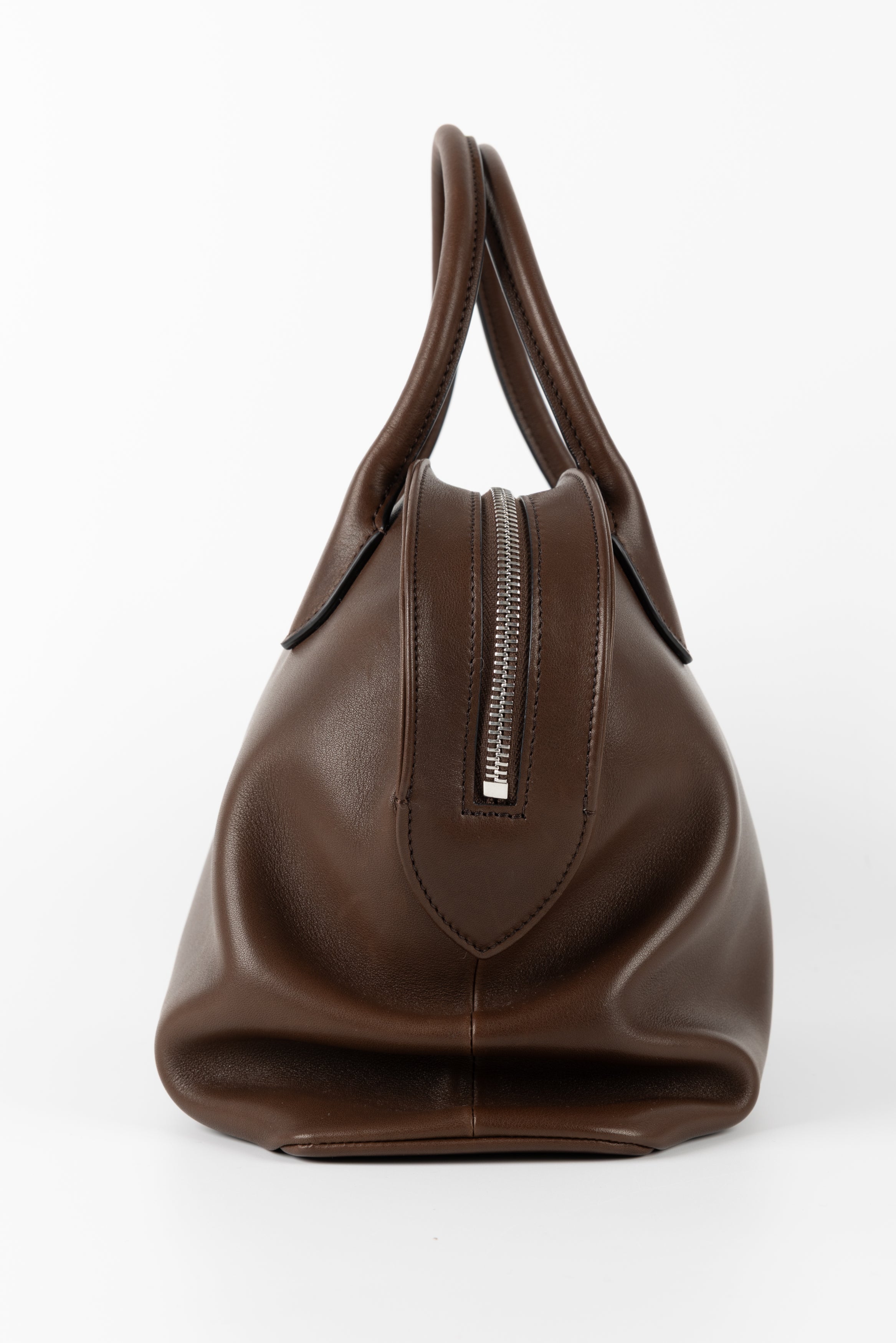 THE ROW BORSA AGNES 12 MEDIUM IN PELLE MARRONE