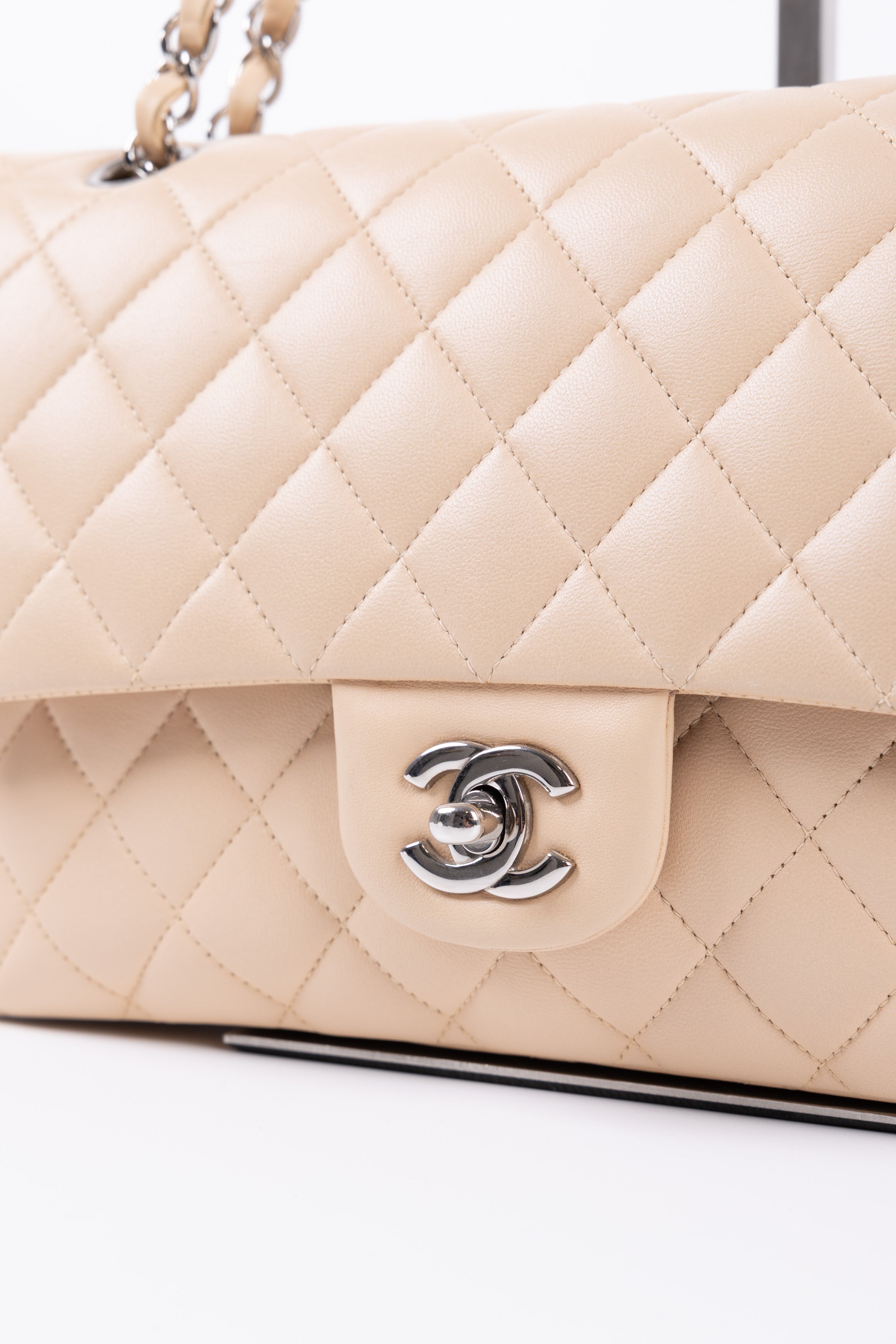 CHANEL 11.12 BEIGE/ARGENTO