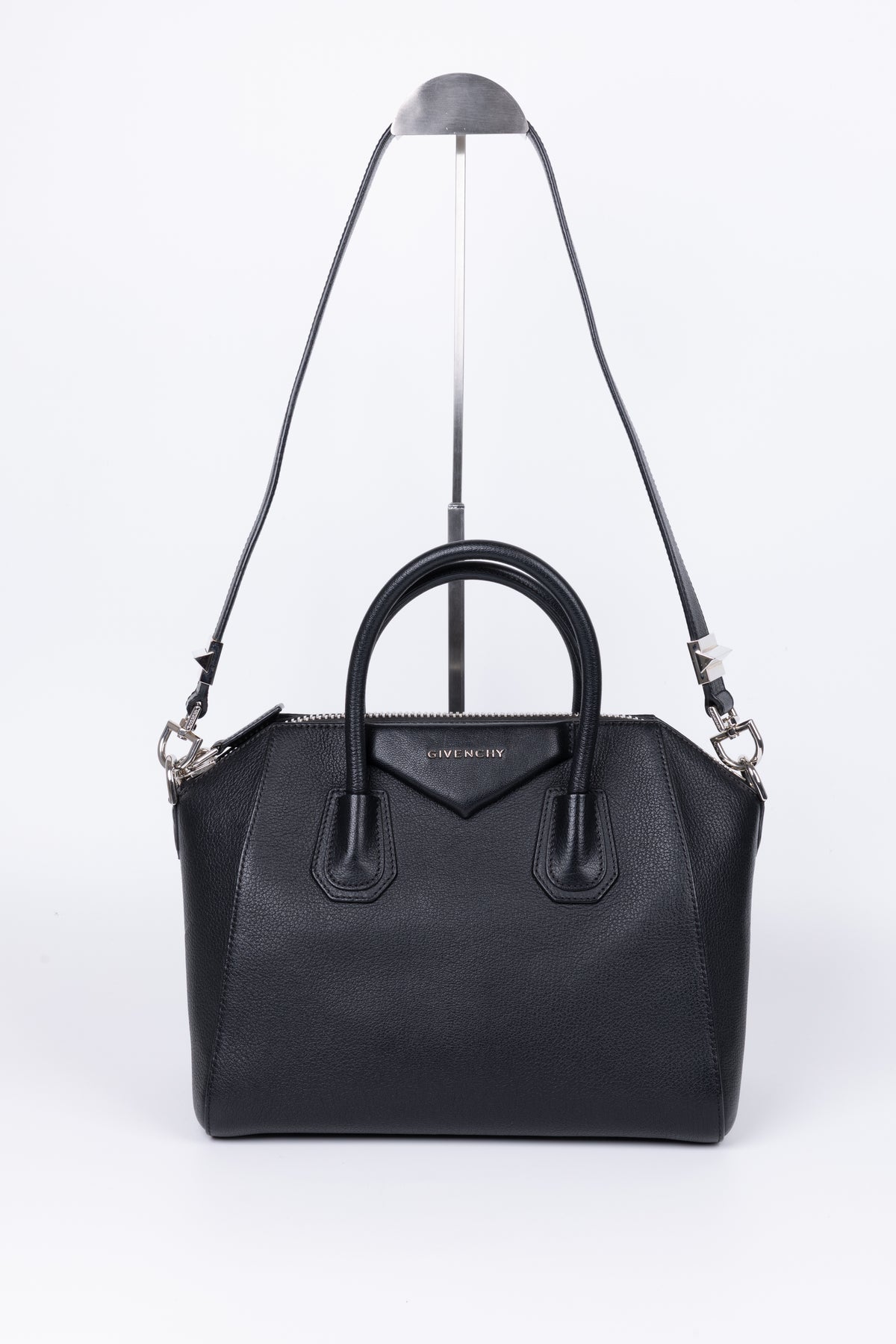 GIVENCHY ANTIGONA NERA