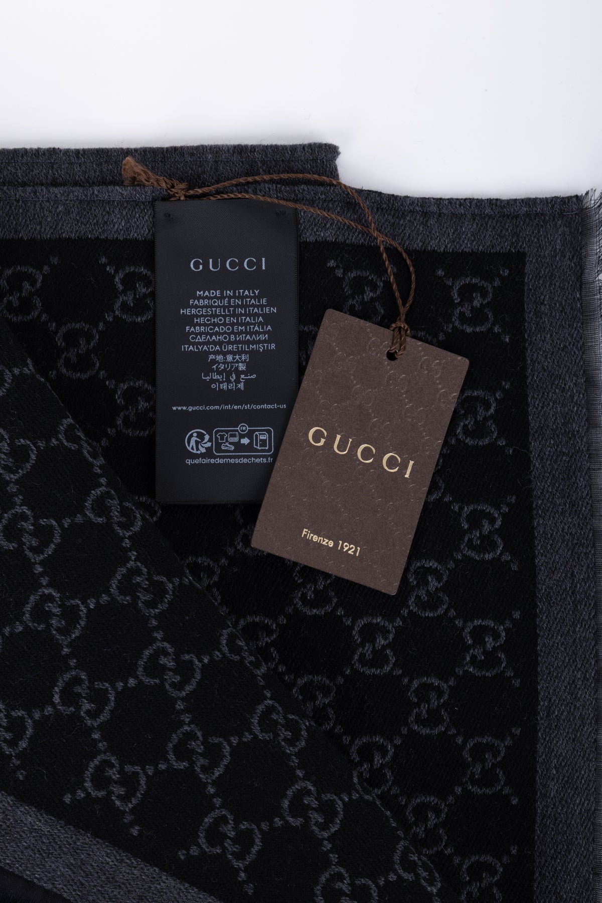 GUCCI GG PICCOLA NERA \ GRIGIA ART 22