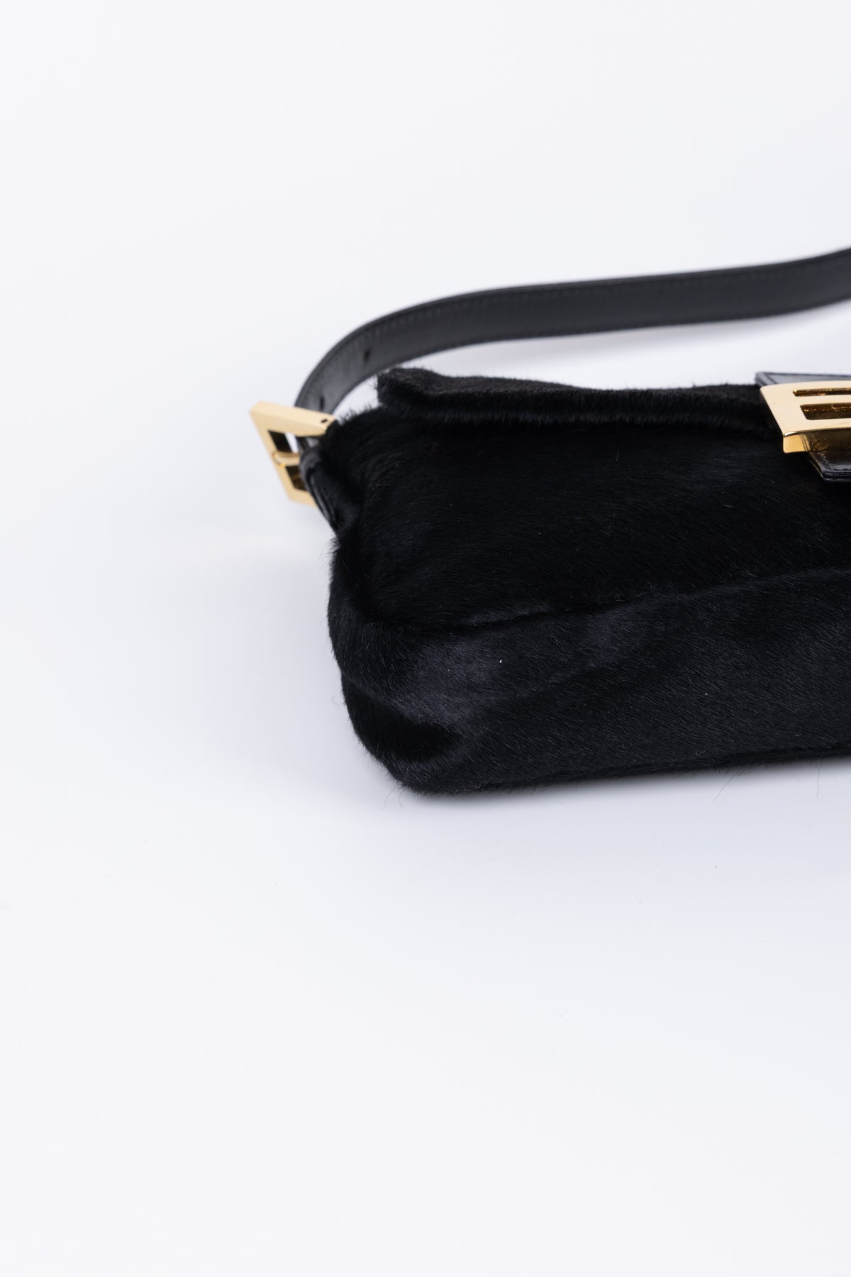 FENDI BAGUETTE CAVALLINO