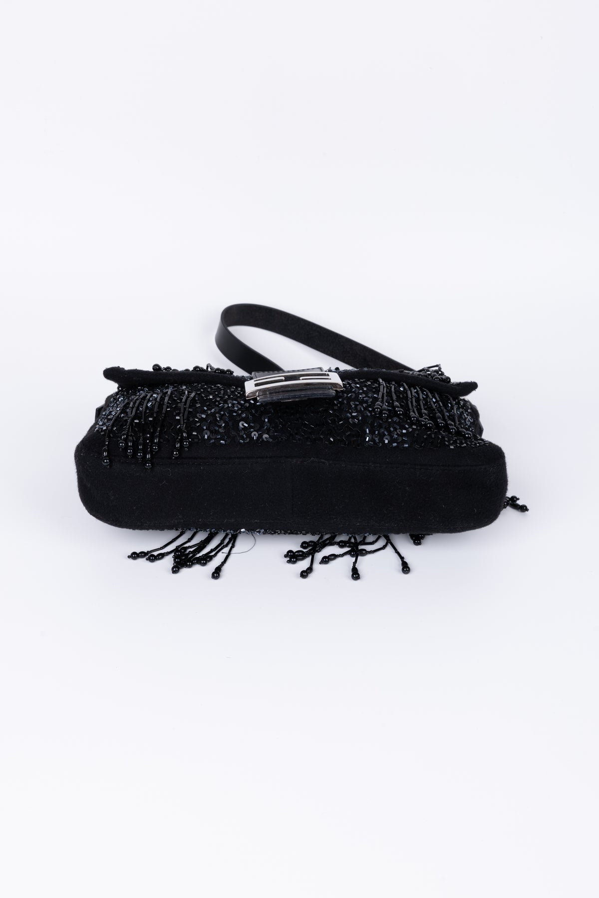 FENDI BAGUETTE IN LANA CON PERLINE