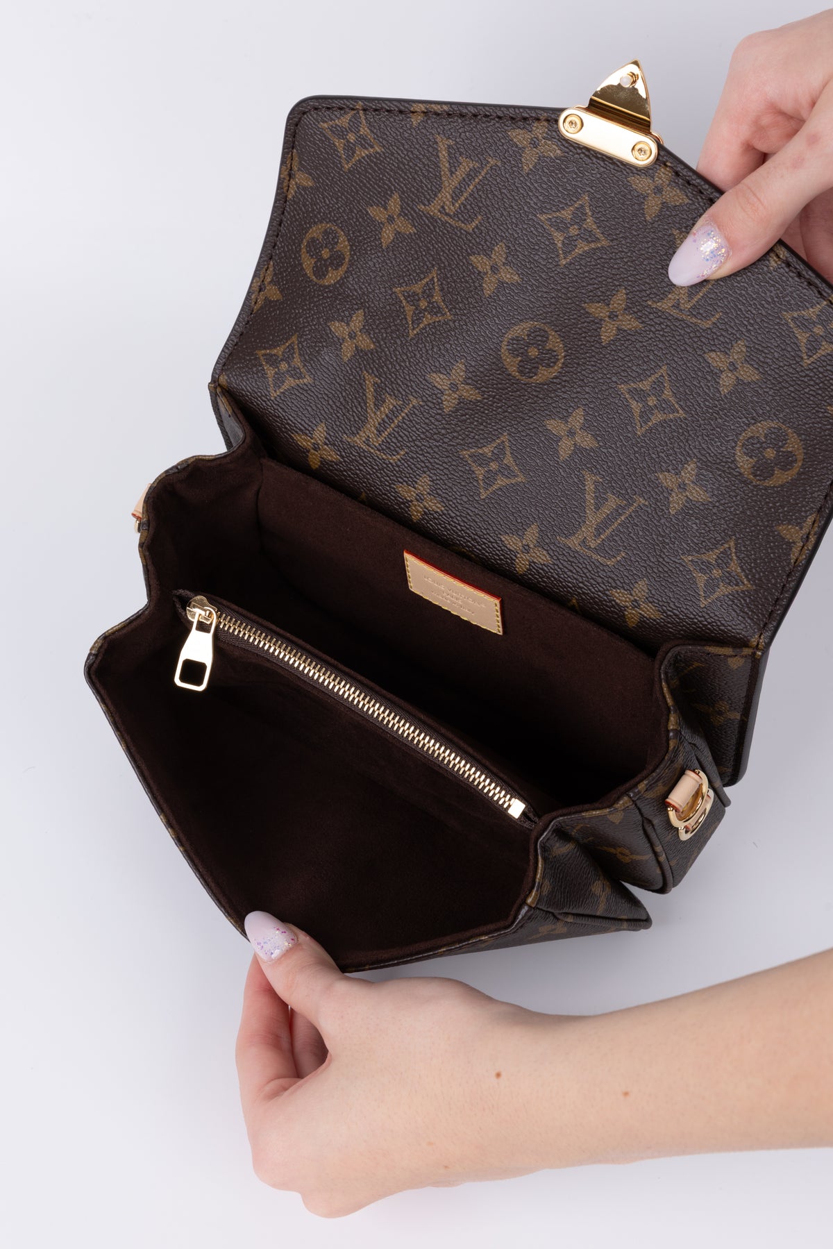 LOUIS VUITTON MÉTIS EAST-WEST