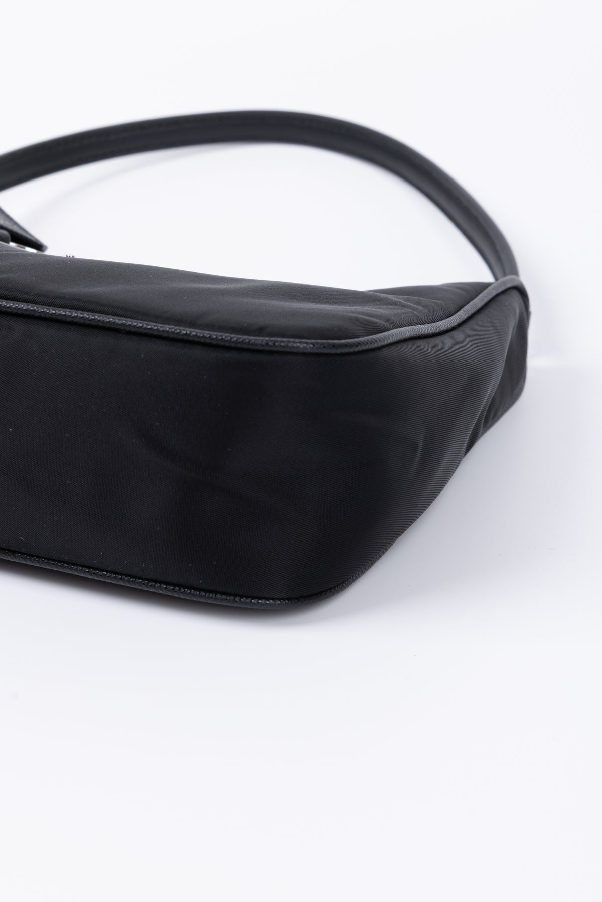 PRADA RE-EDITION NERA
