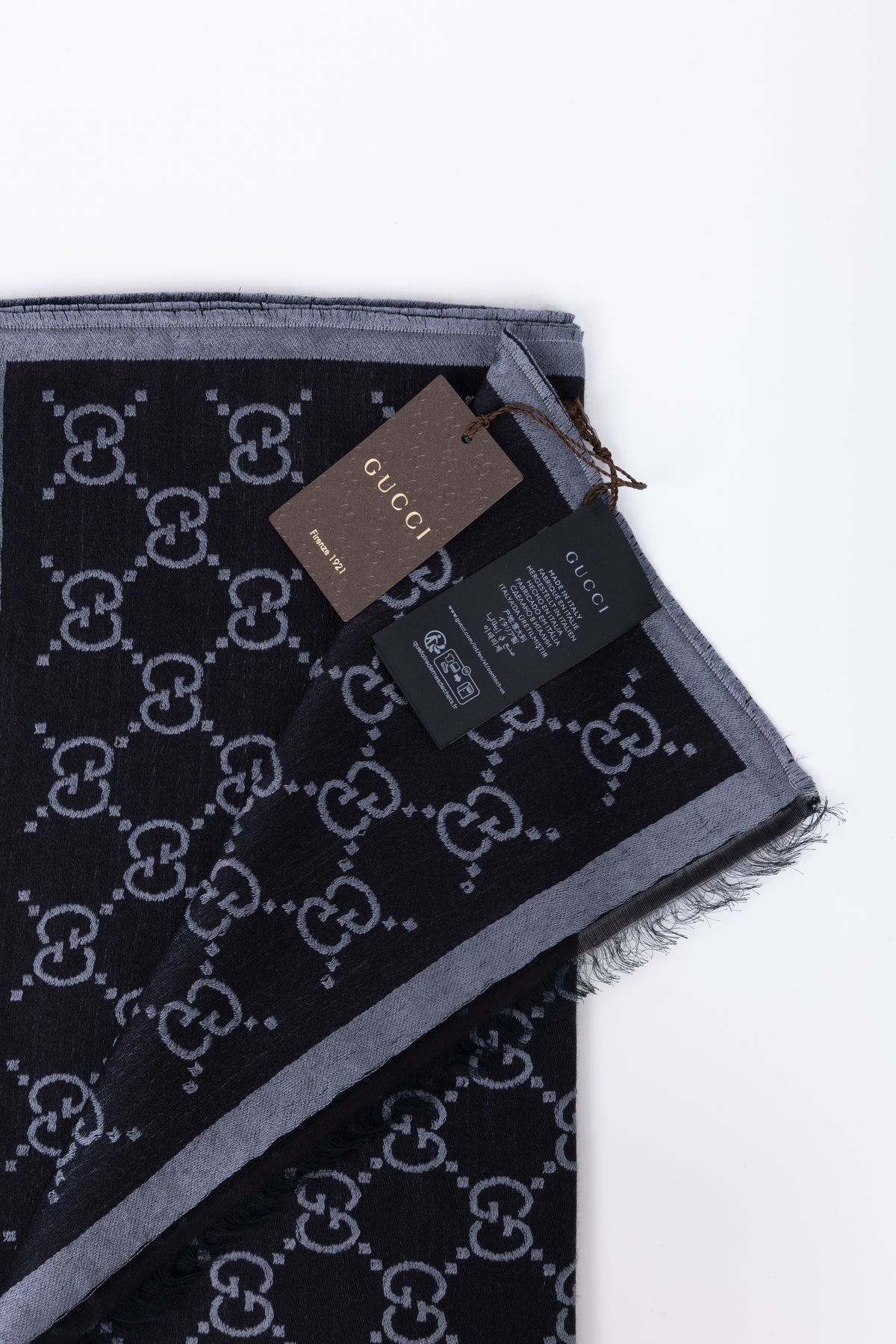 GUCCI GG MEDIA NERA \ GRIGIO SATINATA ART 40