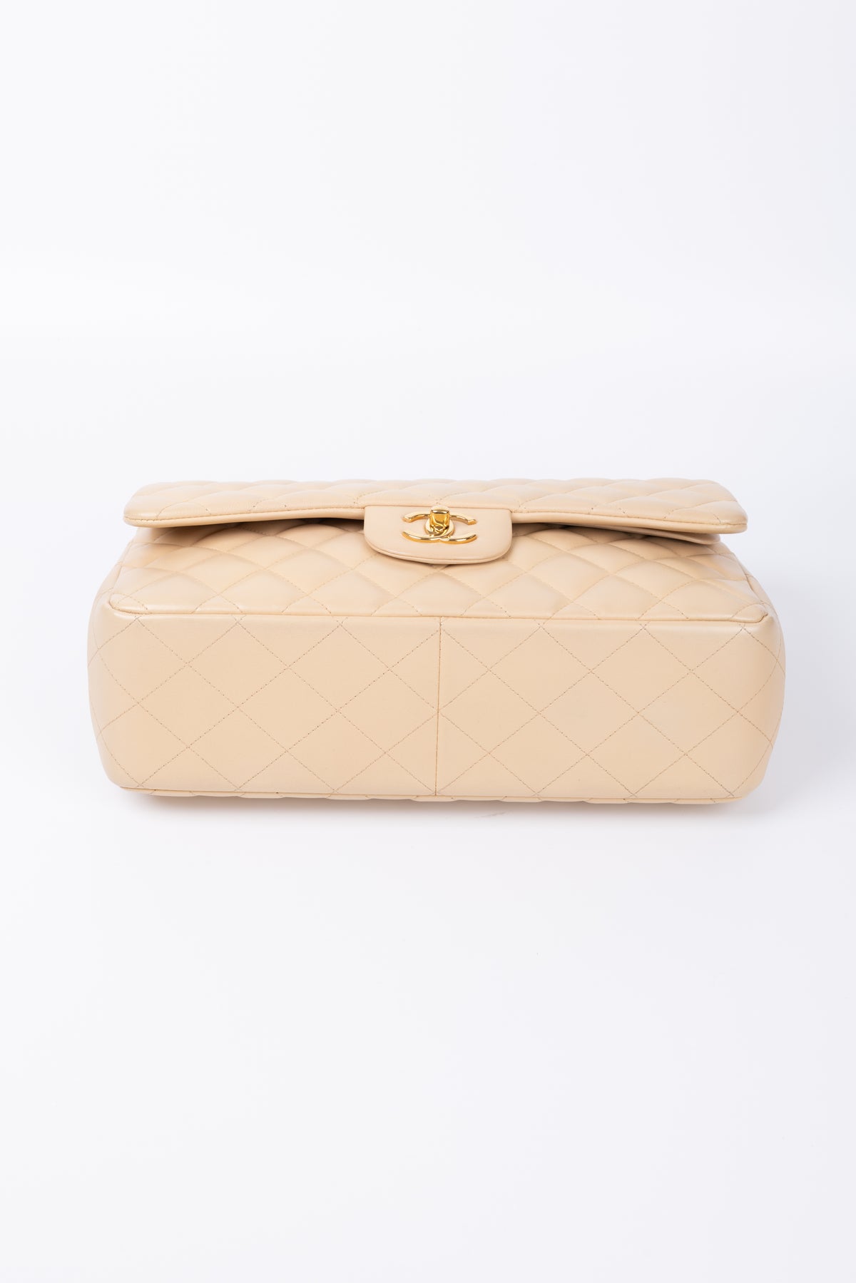 CHANEL JUMBO BEIGE