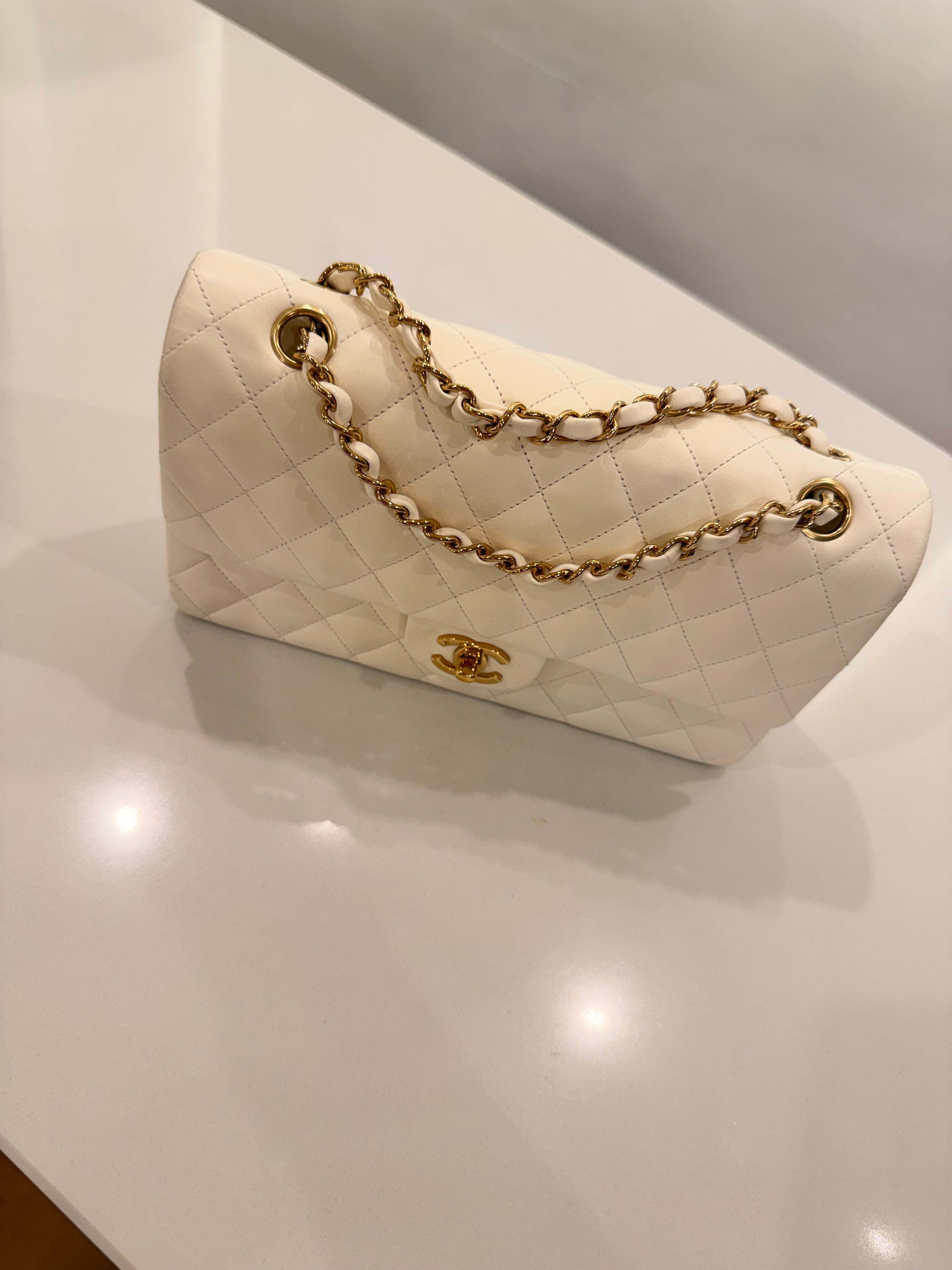 CHANEL 11.12 BIANCA