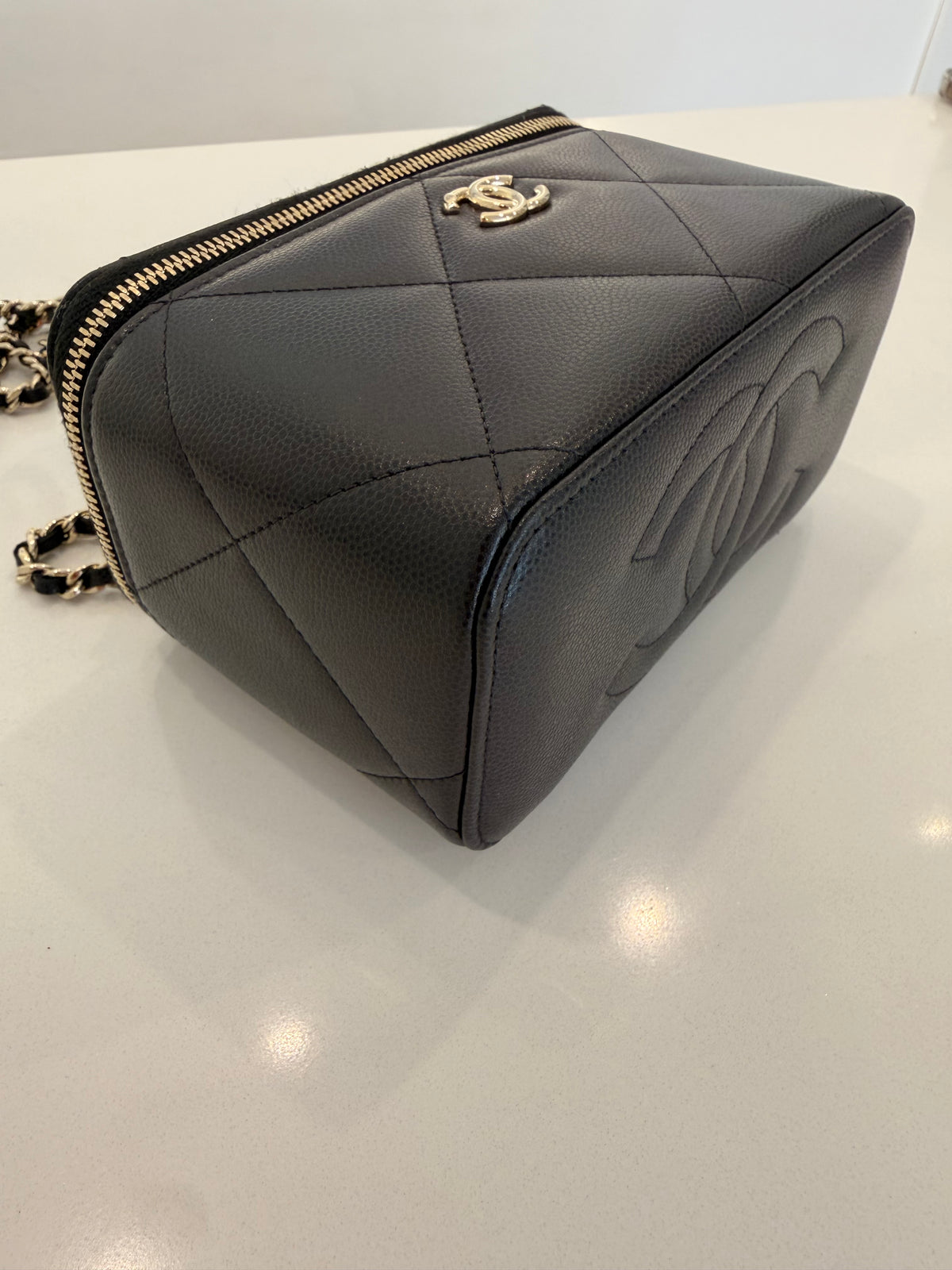 CHANEL TOP HANDLE VANITY CAVIAR NERO