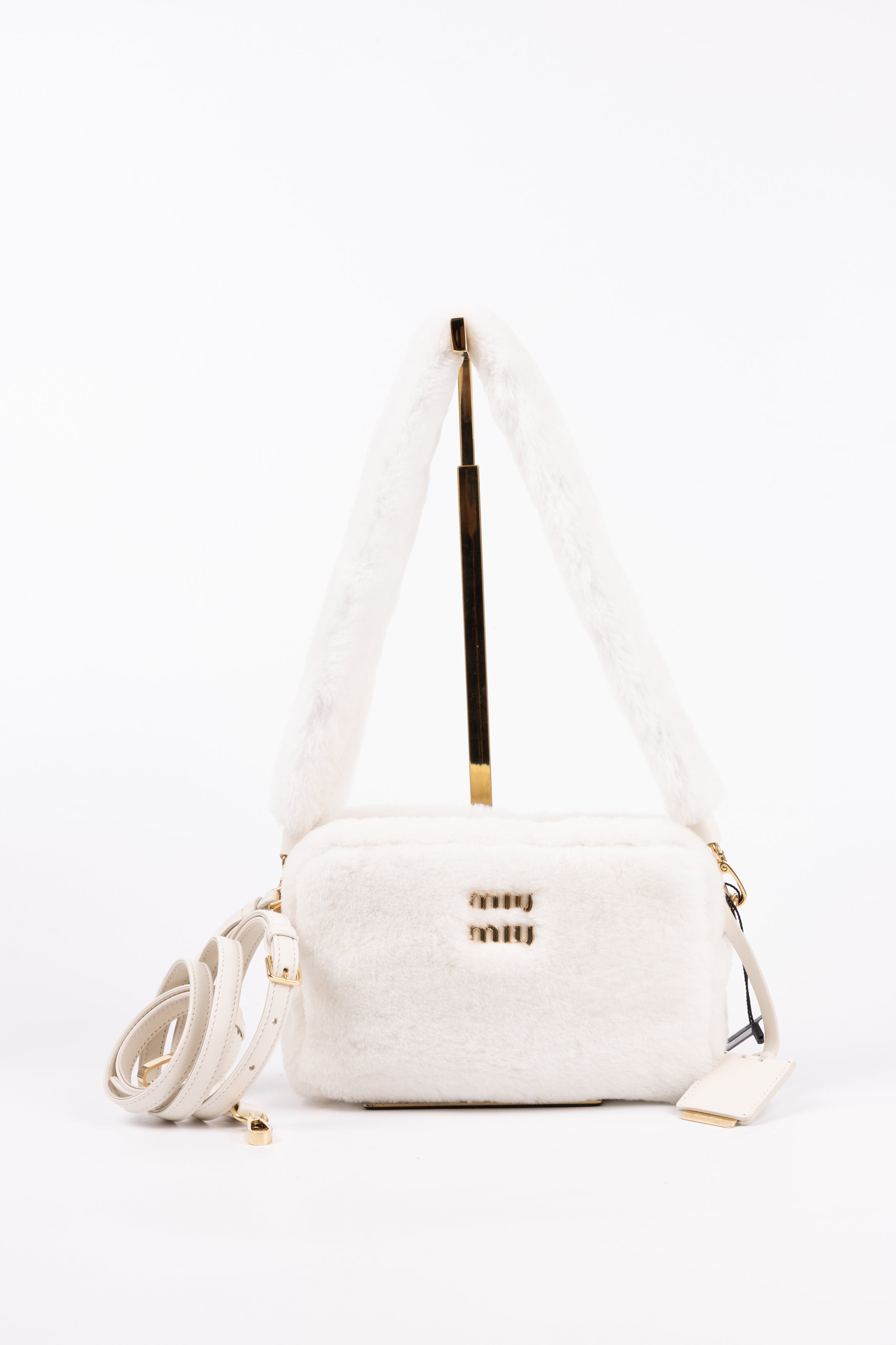 Miu Miu shoulder bag in pelliccia bianca