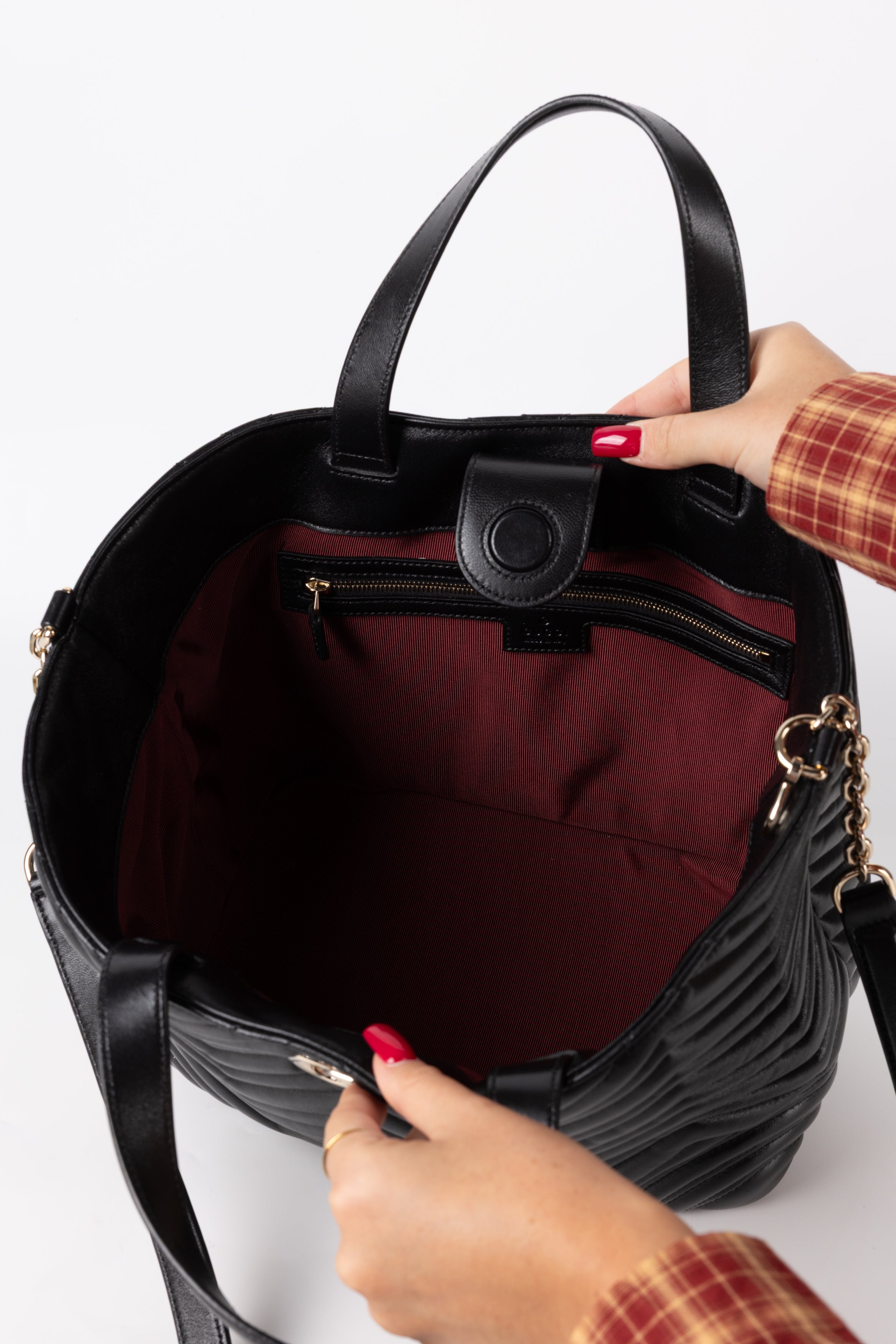 Gucci Shopping Betty Media