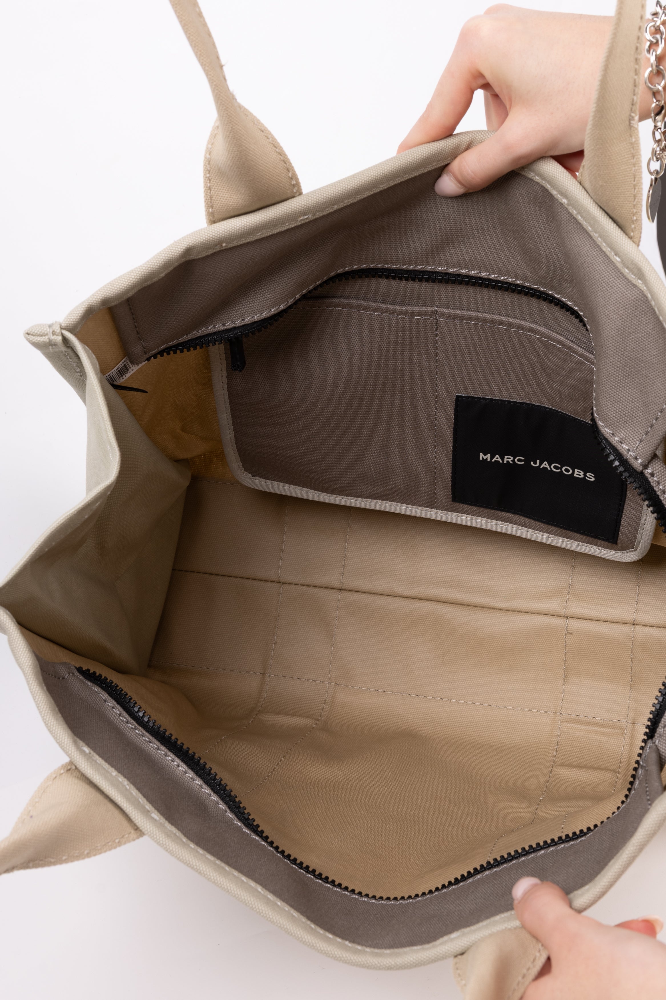 Marc Jacobs The Tote Bag Grande Beige in Tela