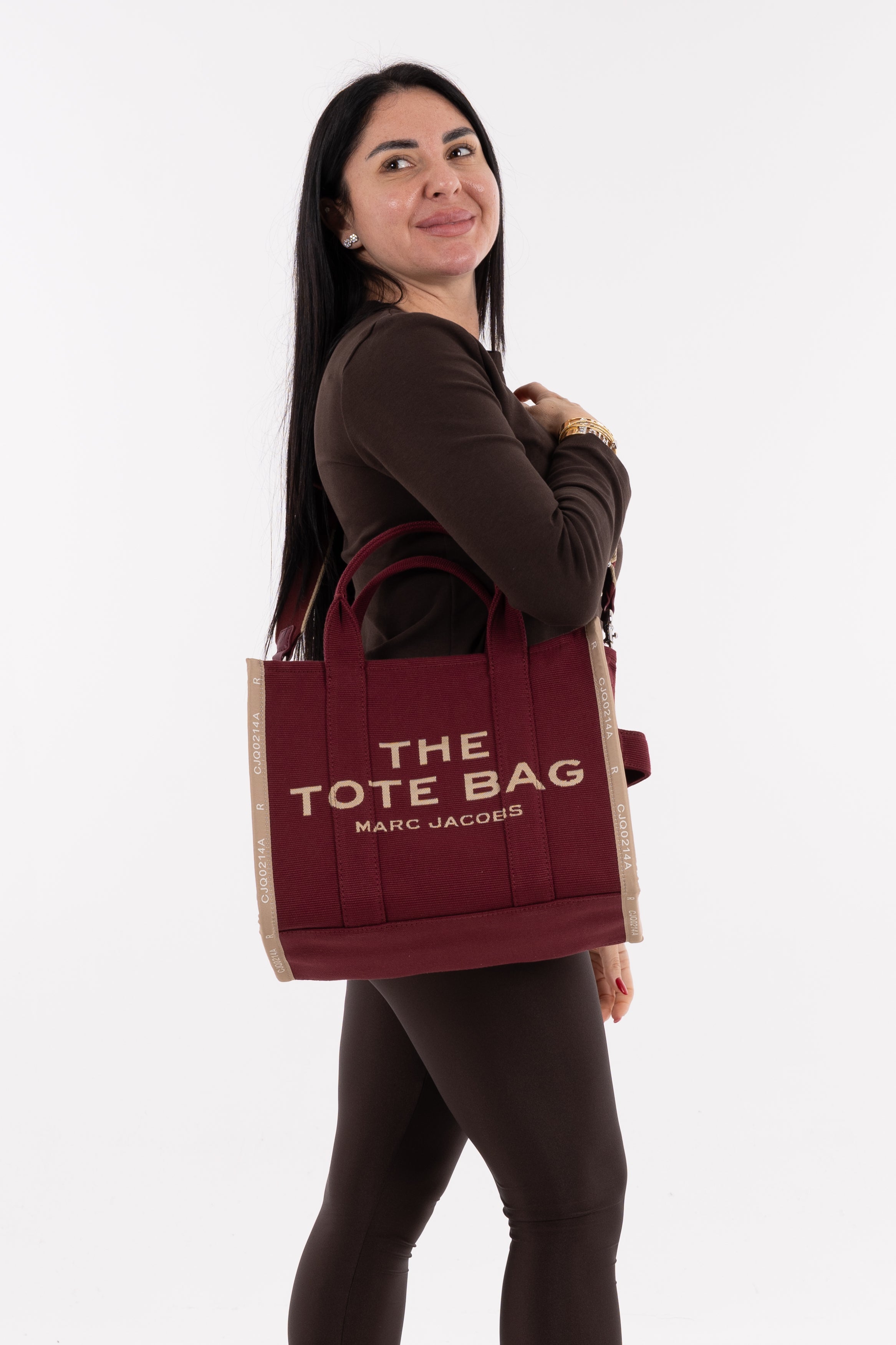 Marc Jacobs The Tote Bag Media Bordeaux in Tela