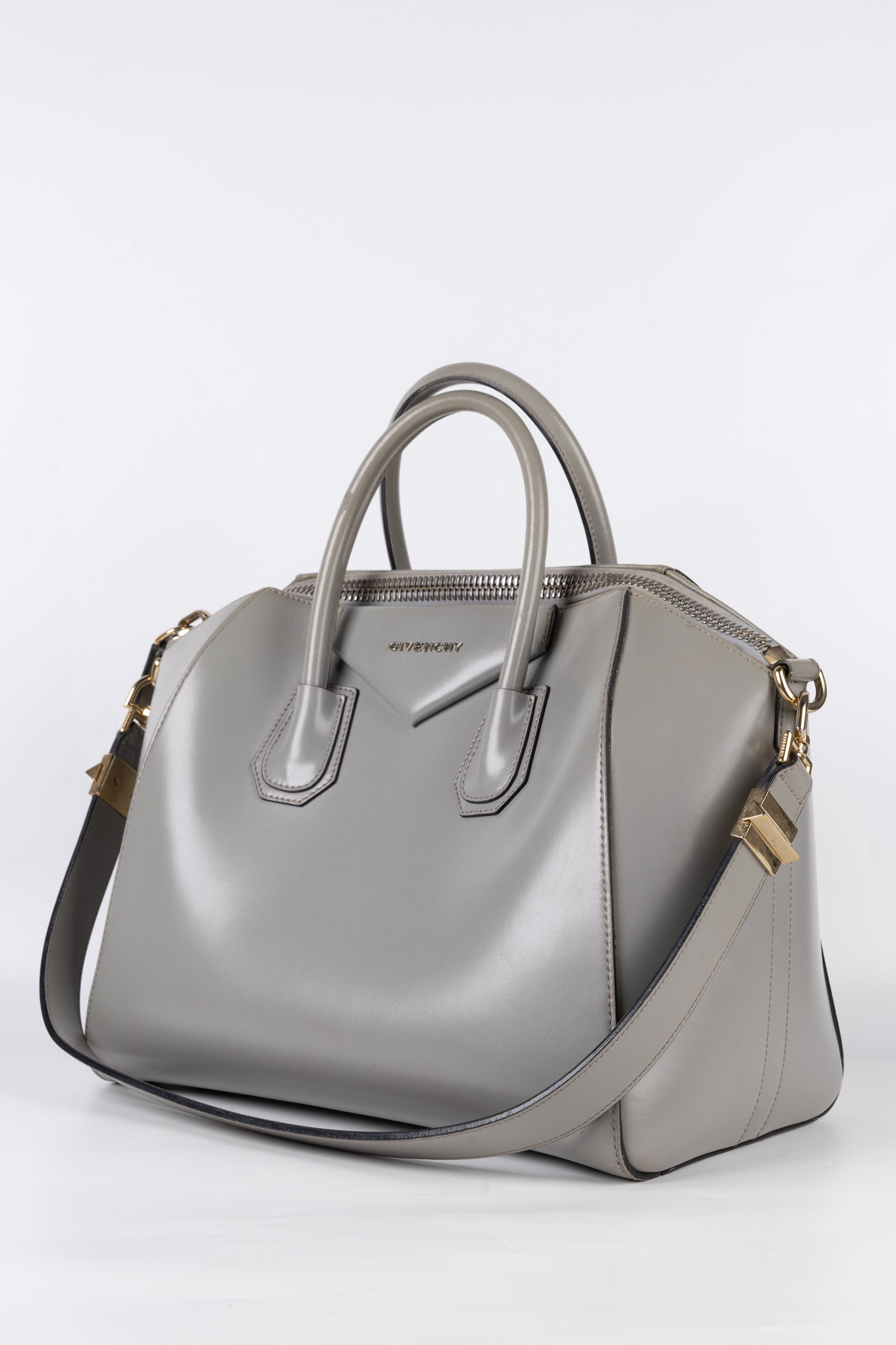 Givenchy Antigona Media Grigio Perlato