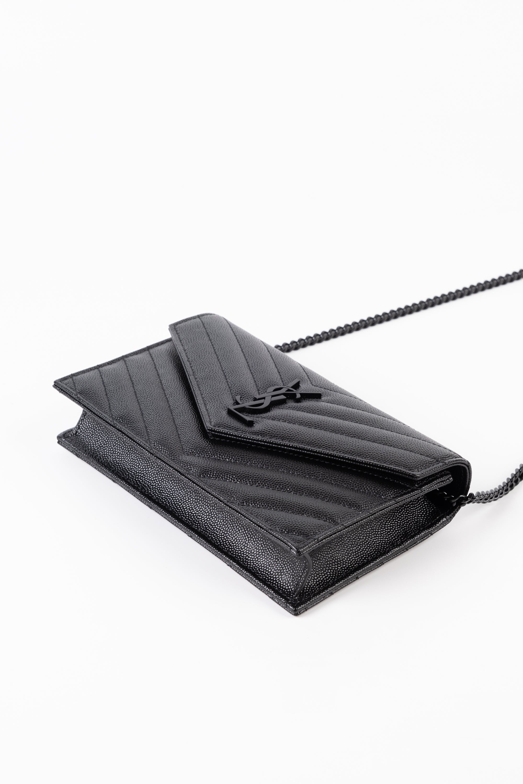 Saint Laurent pochette envelope con catena nero/nero