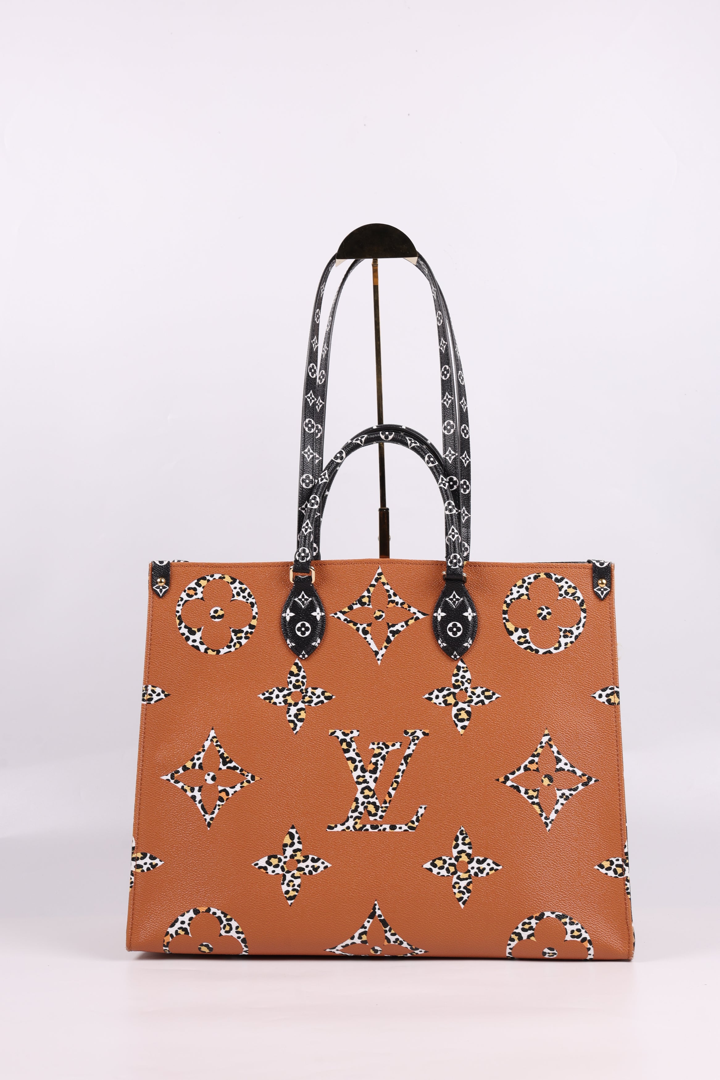 Louis Vuitton OnTheGo GM