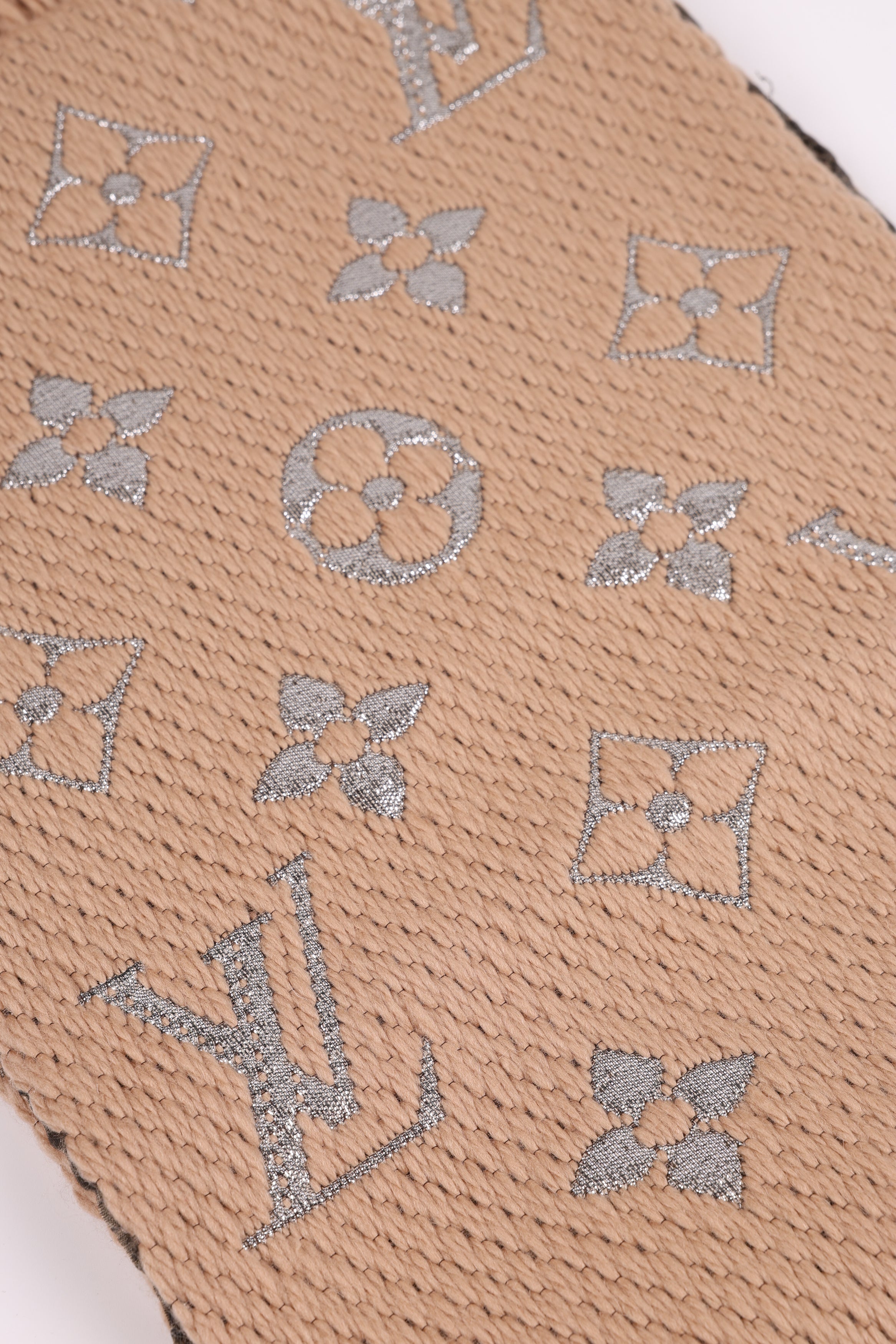 Louis Vuitton Sciarpa Monogram Beije