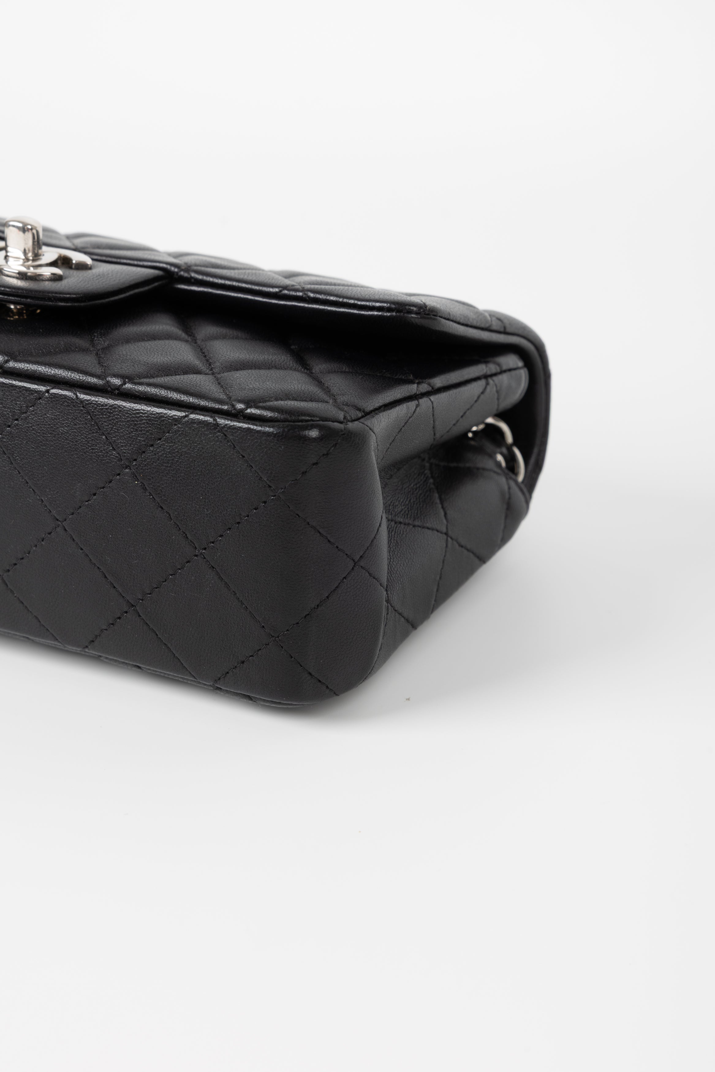 CHANEL RECTANGULAR NERA