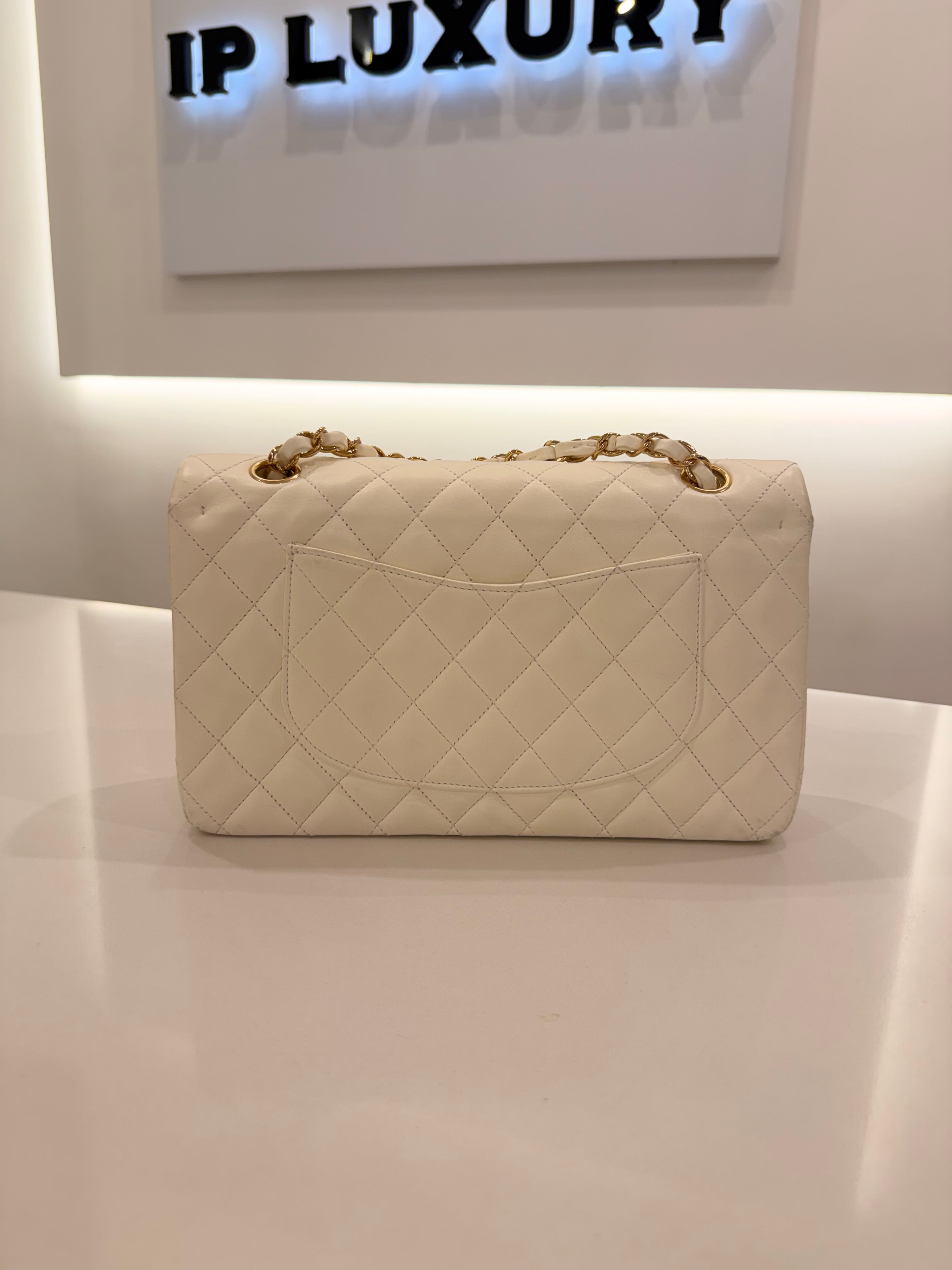 CHANEL 11.12 BIANCA