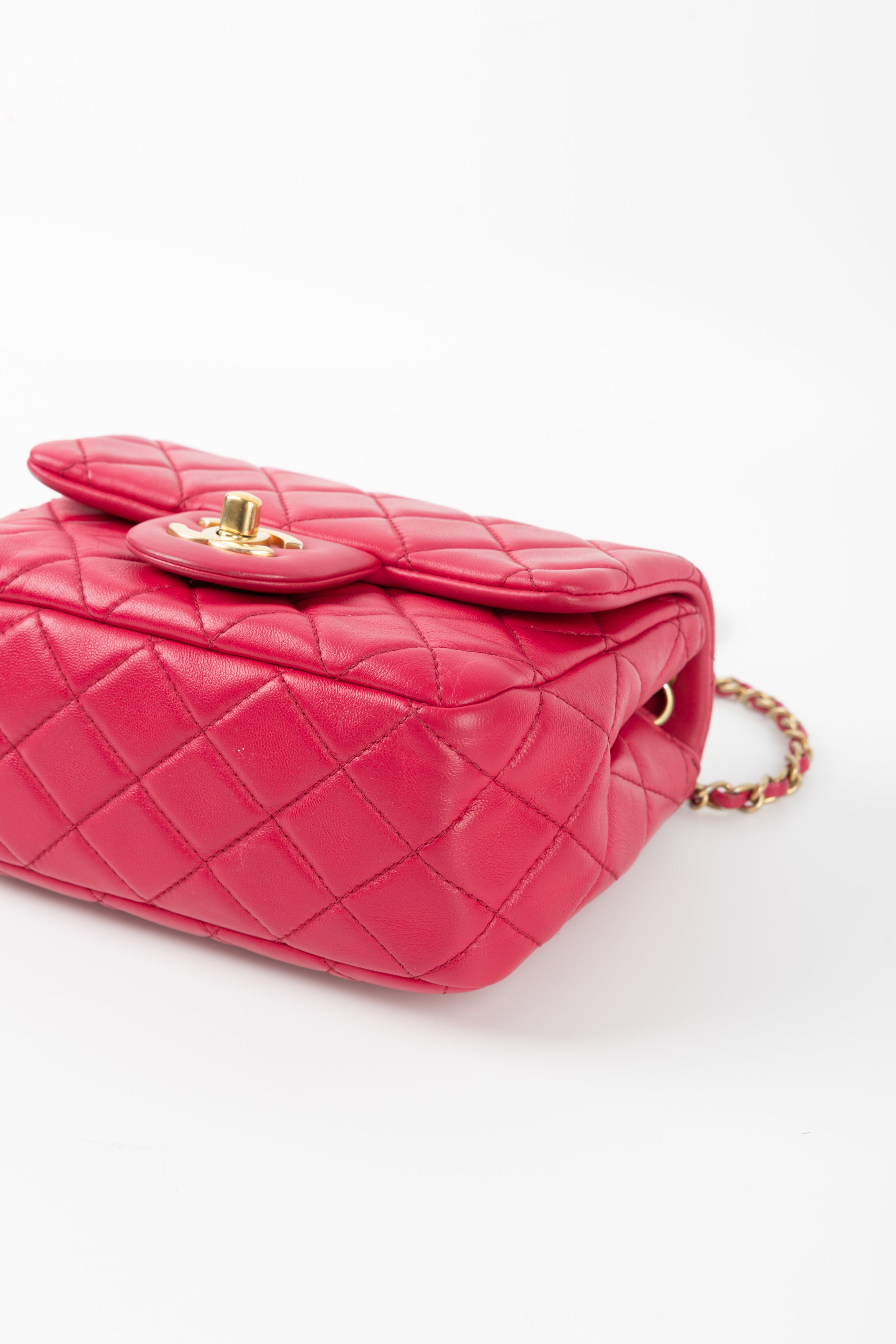 CHANEL MINI SQUARE MAGENTA SFERA