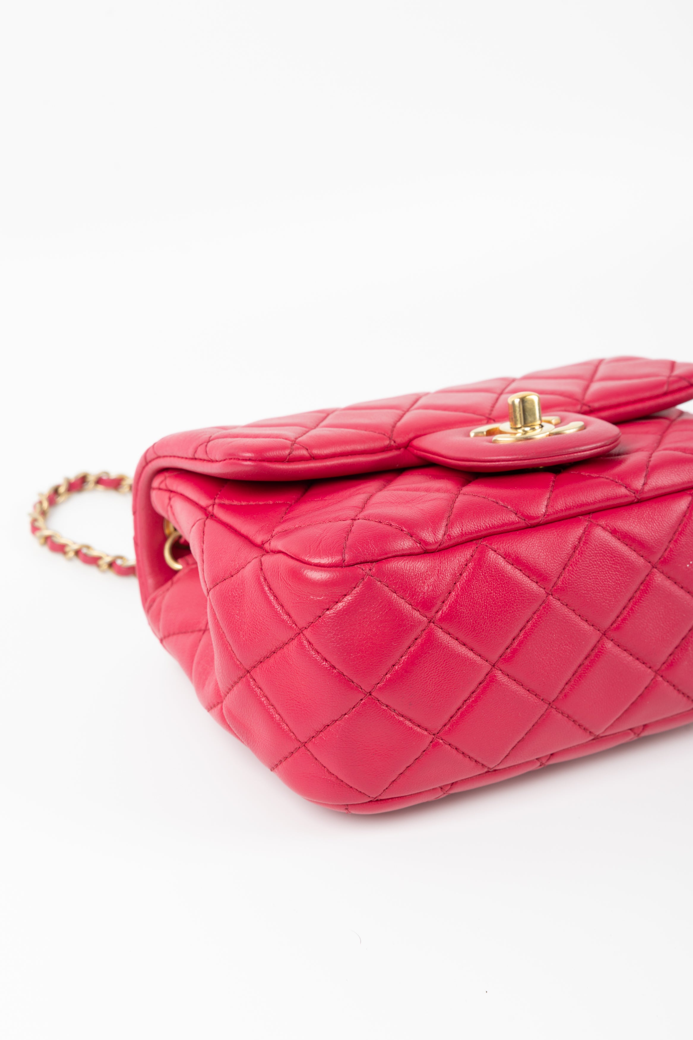 CHANEL MINI SQUARE MAGENTA SFERA