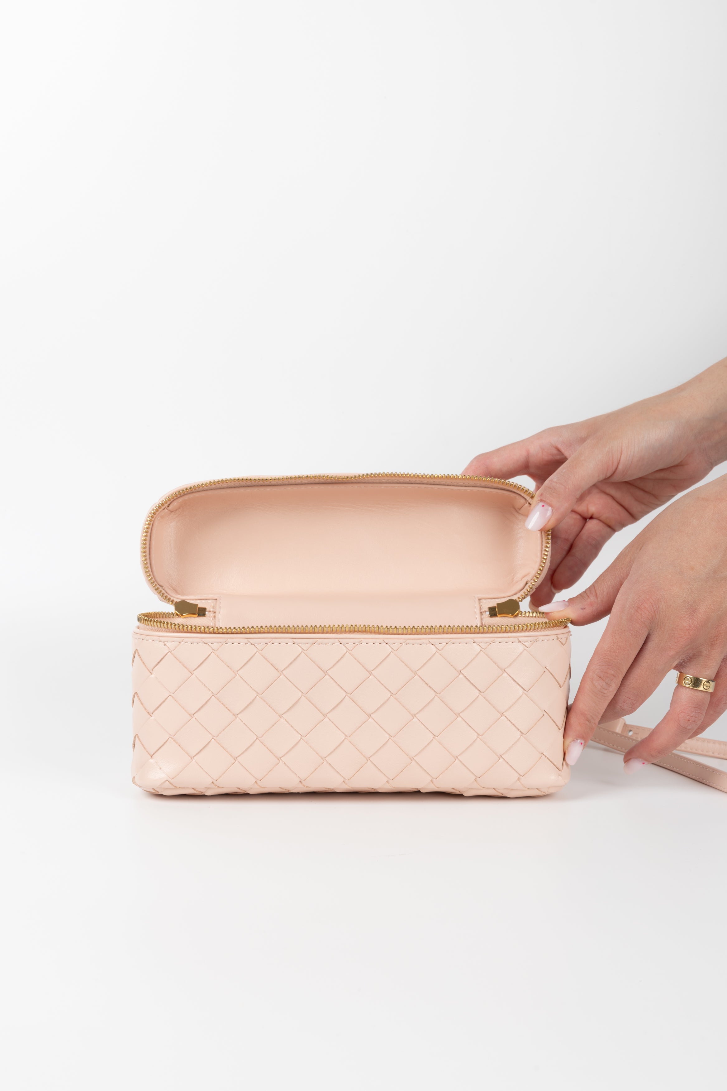 BOTTEGA VENETA VANITY BANG BANG