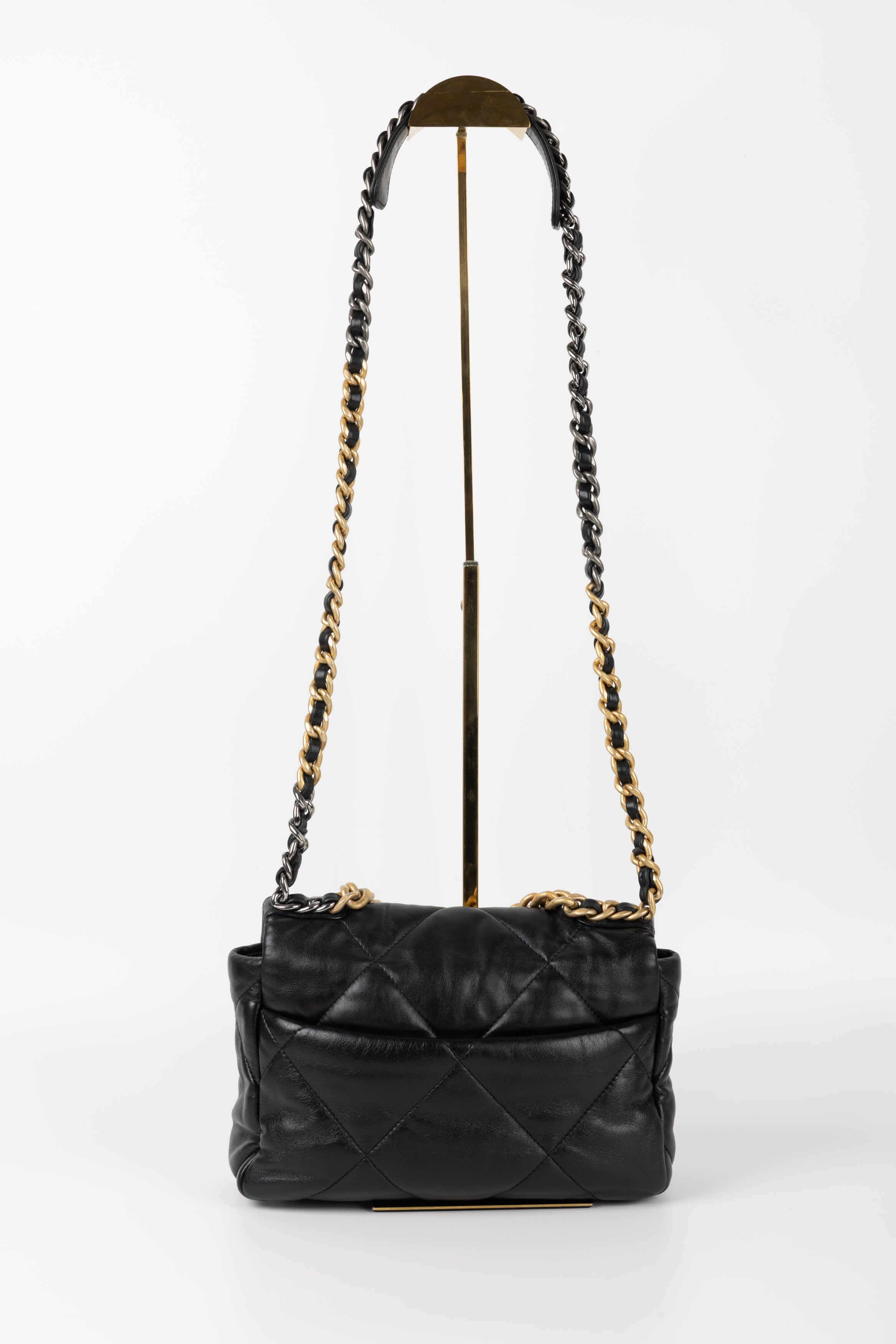 CHANEL 19 SMALL NERA