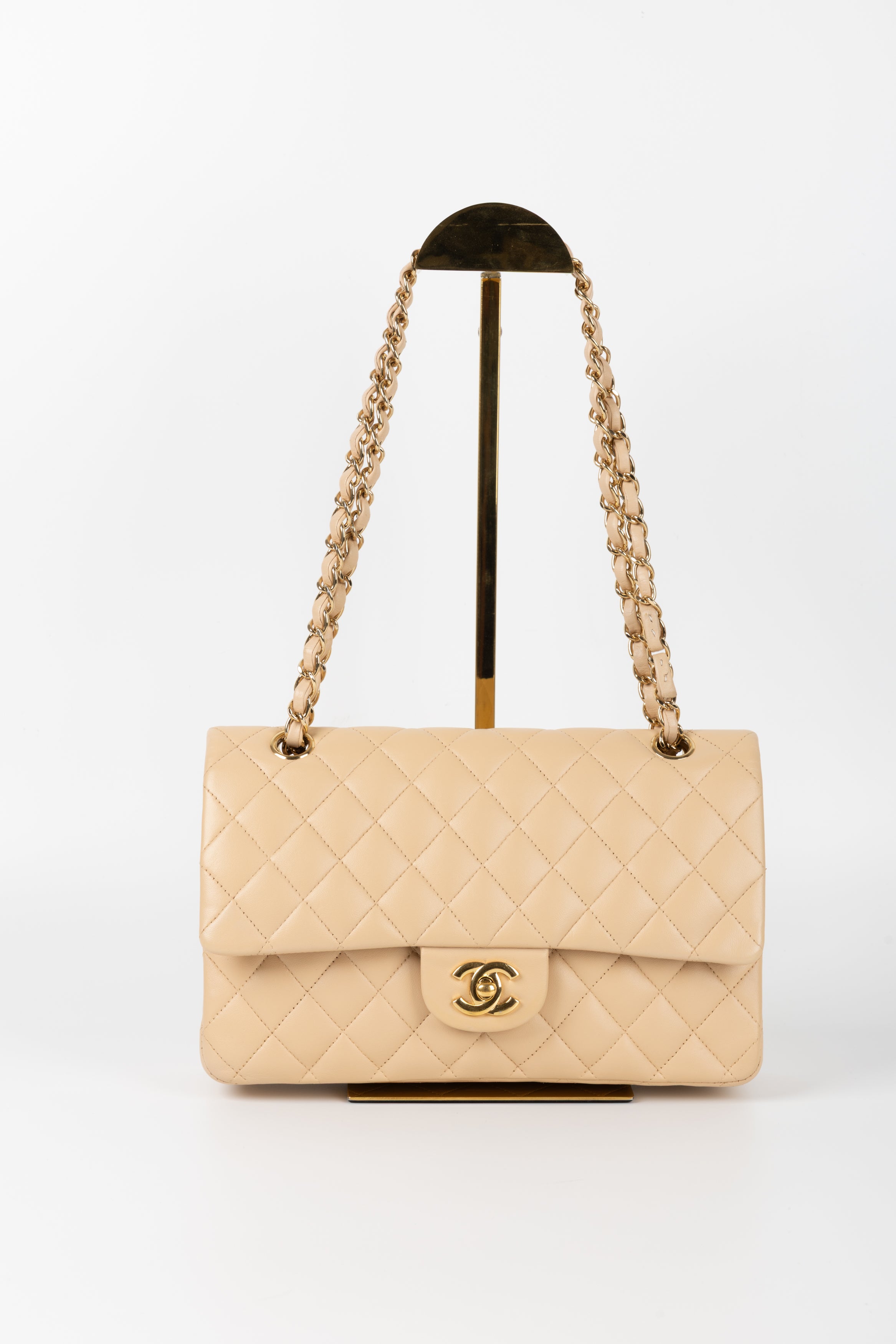 CHANEL 11.12 BEIGE/ORO