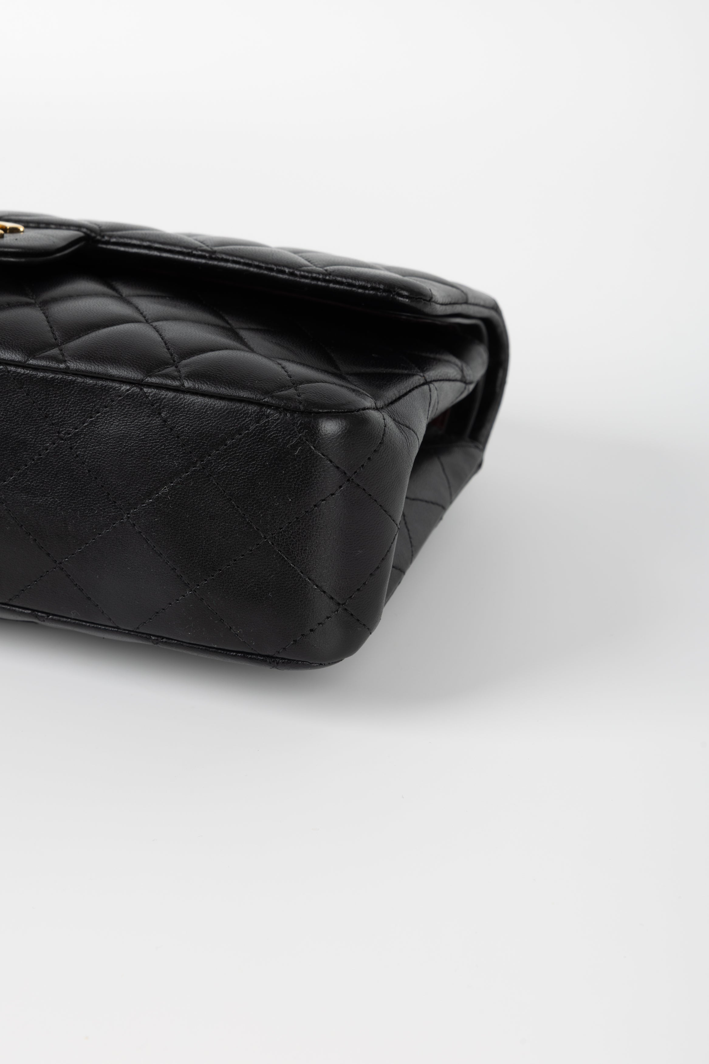 CHANEL 11.12 NERA/ORO