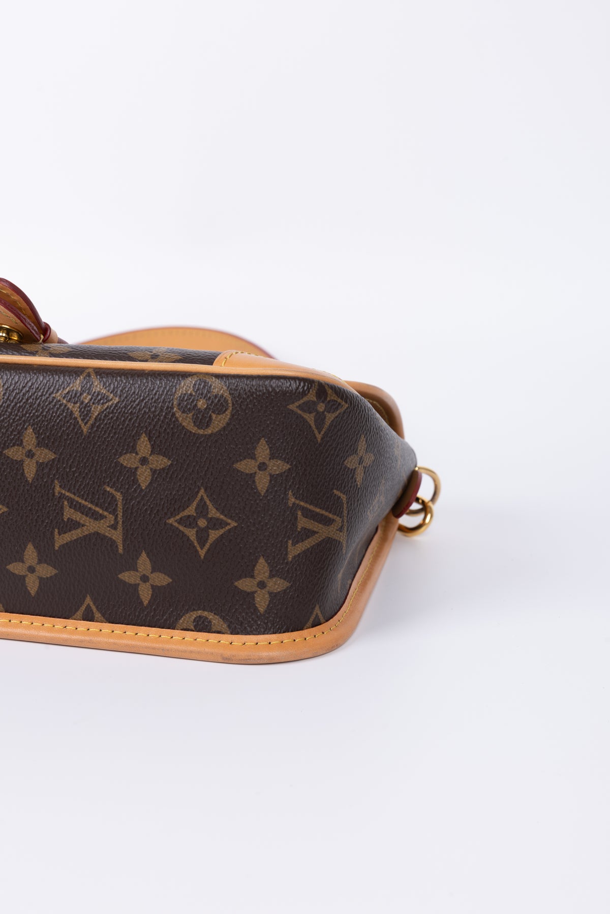 LOUIS VUITTON DIANE
