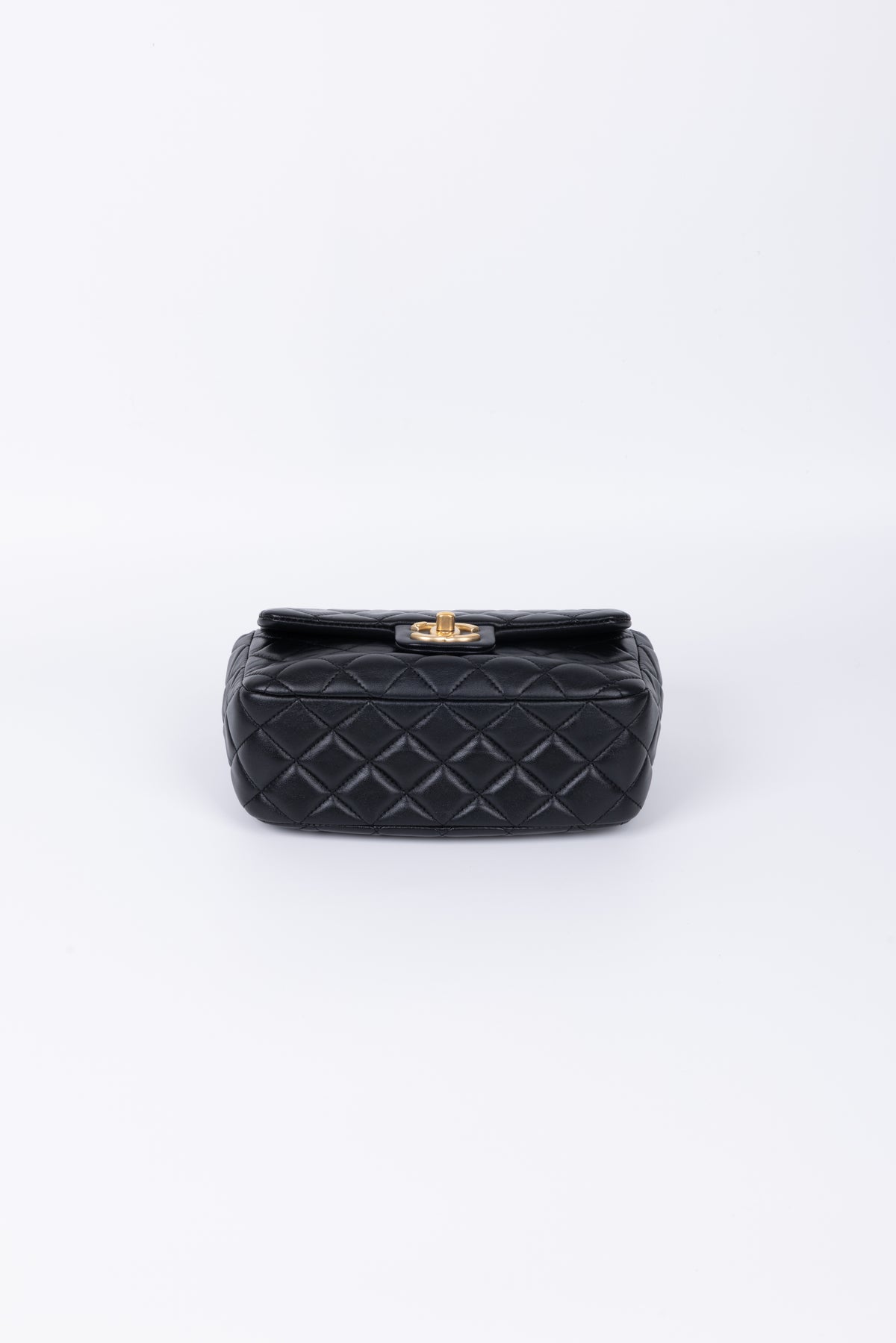 CHANEL COCO NERA/ORO