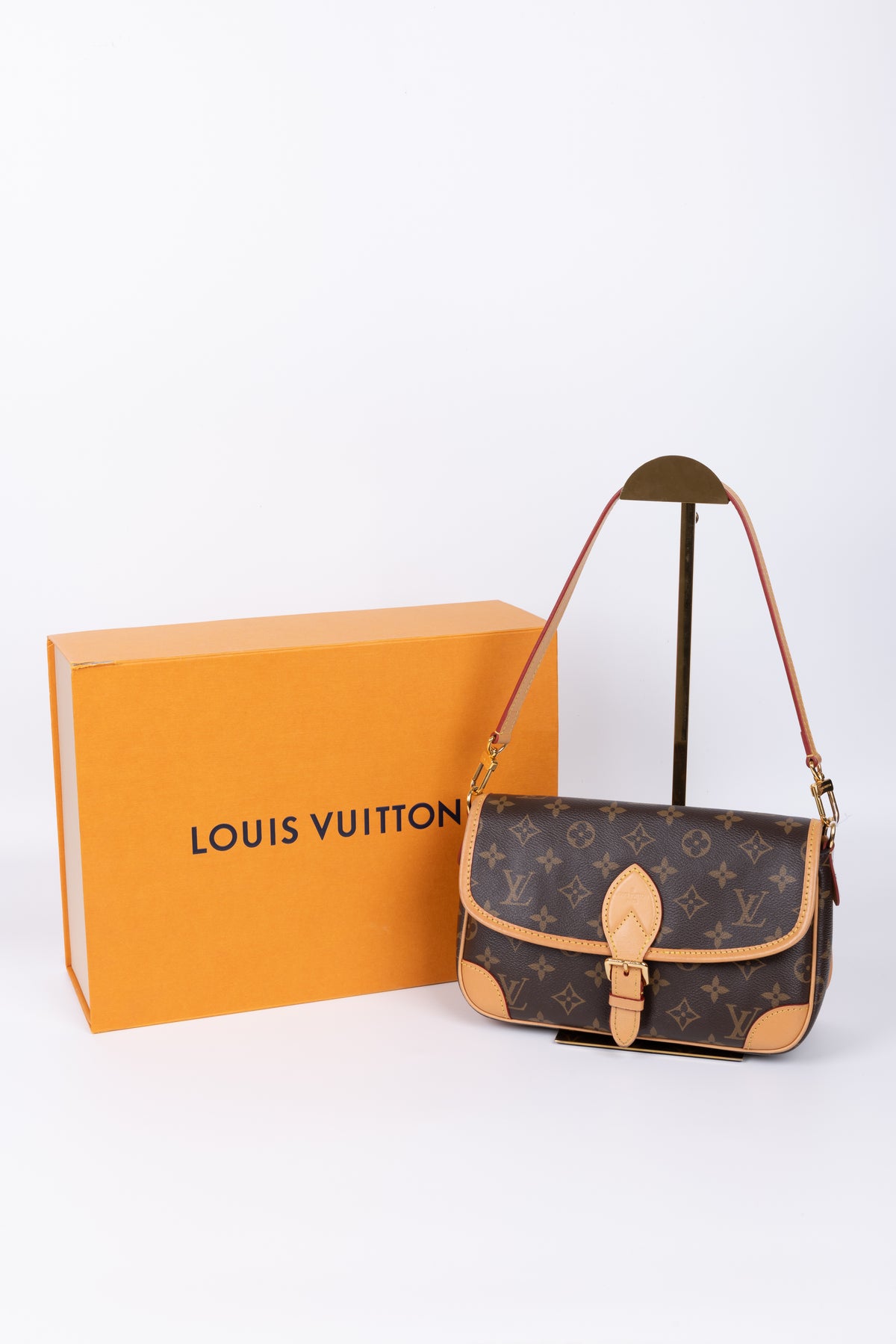 LOUIS VUITTON DIANE