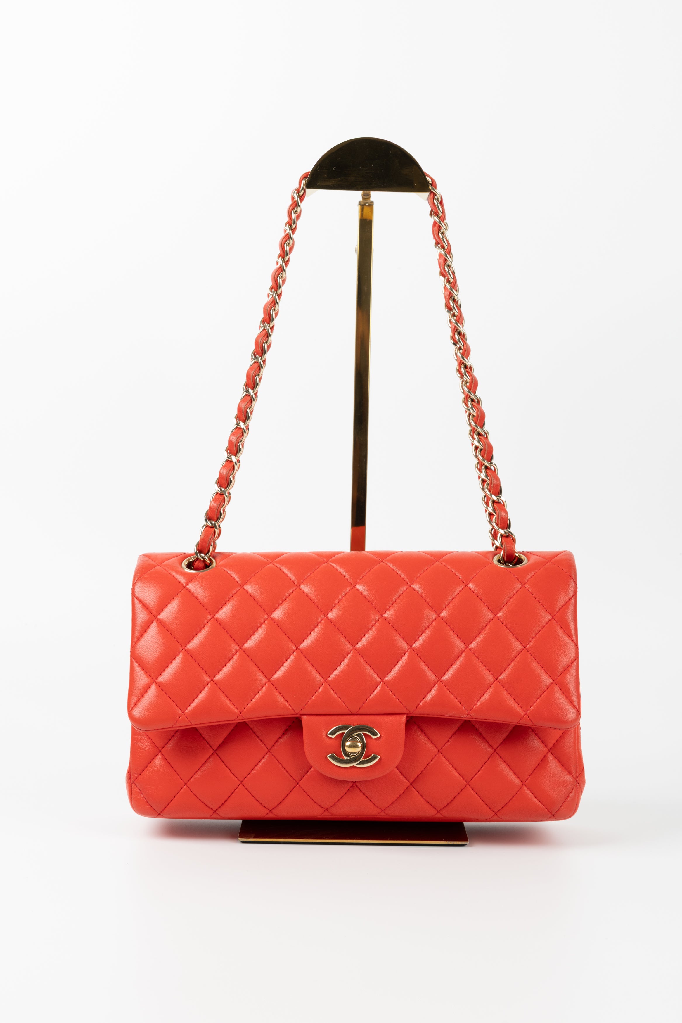 CHANEL 11.12 CORALLO