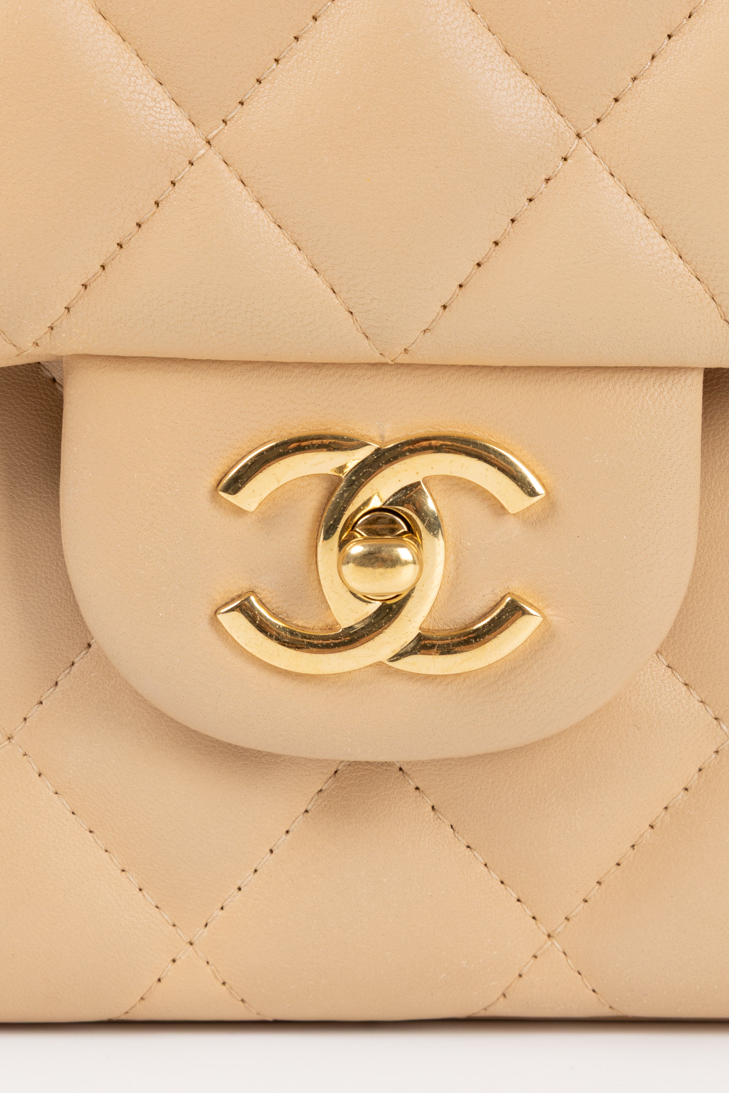 CHANEL JUMBO BEIGE