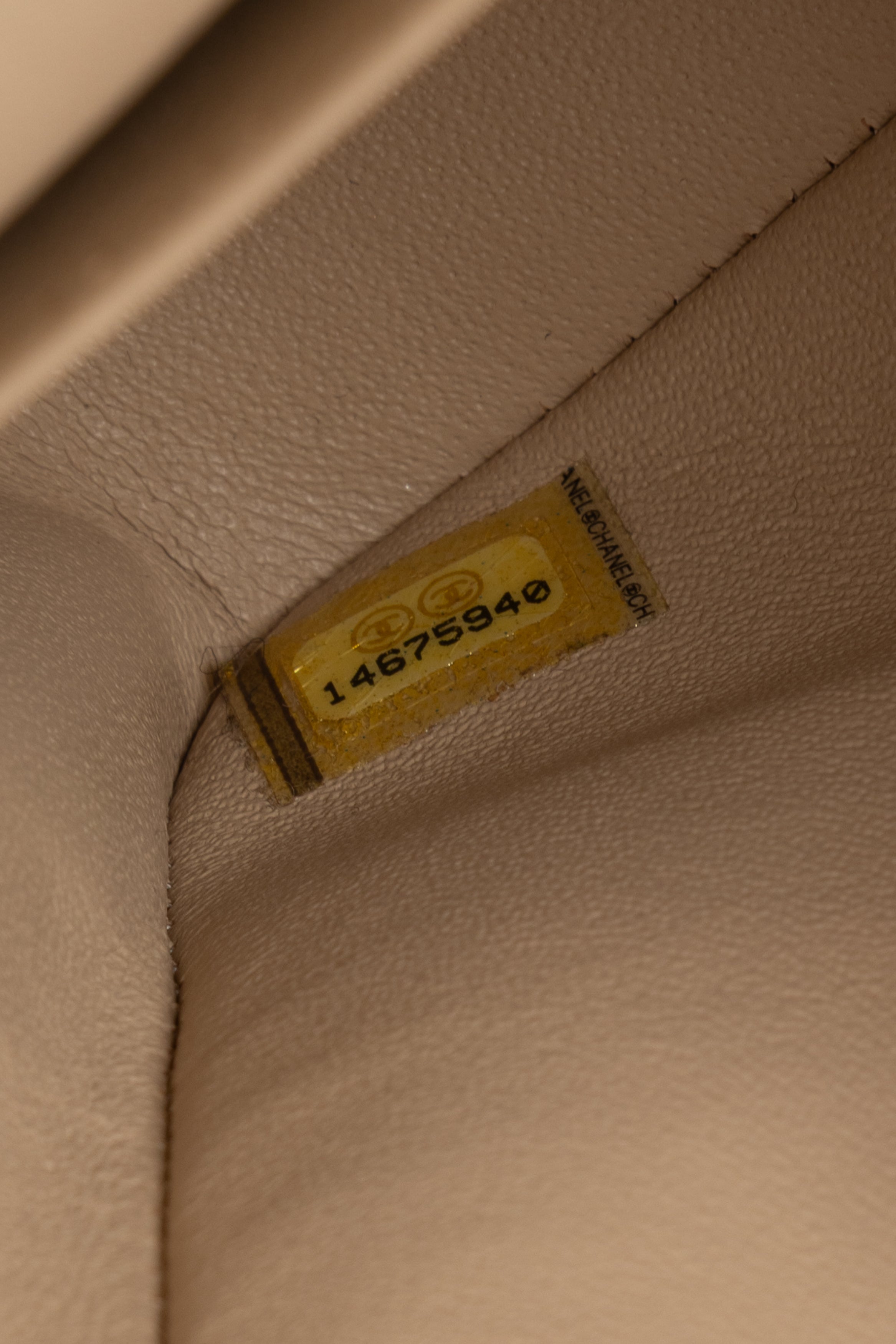 CHANEL 11.12 BEIGE/ORO