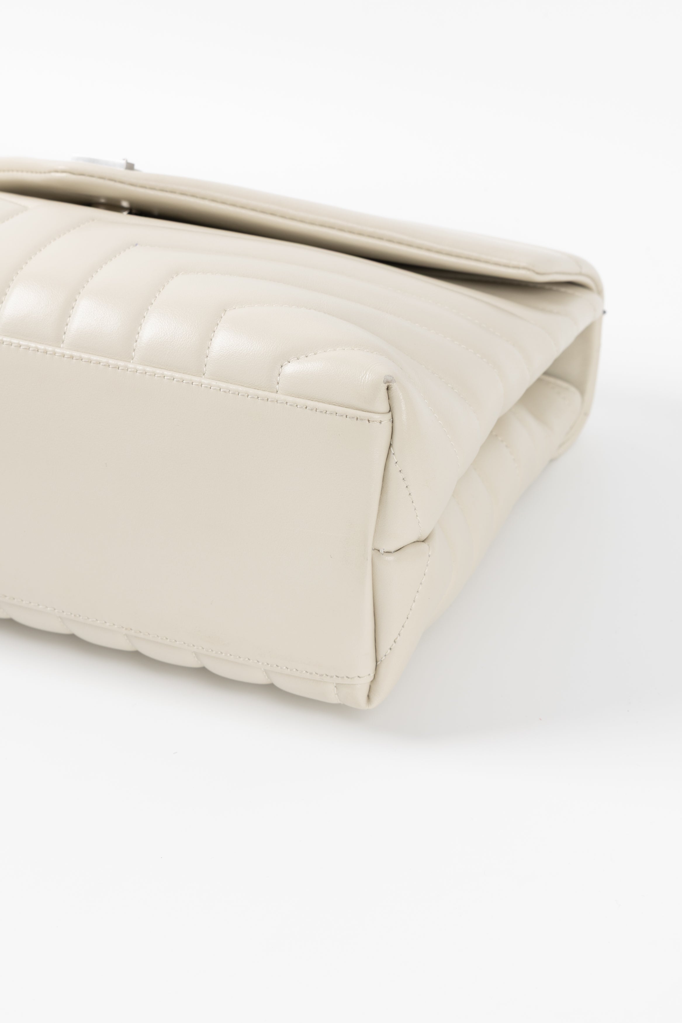 SAINT LAURENT LOU LOU GRANDE BIANCA