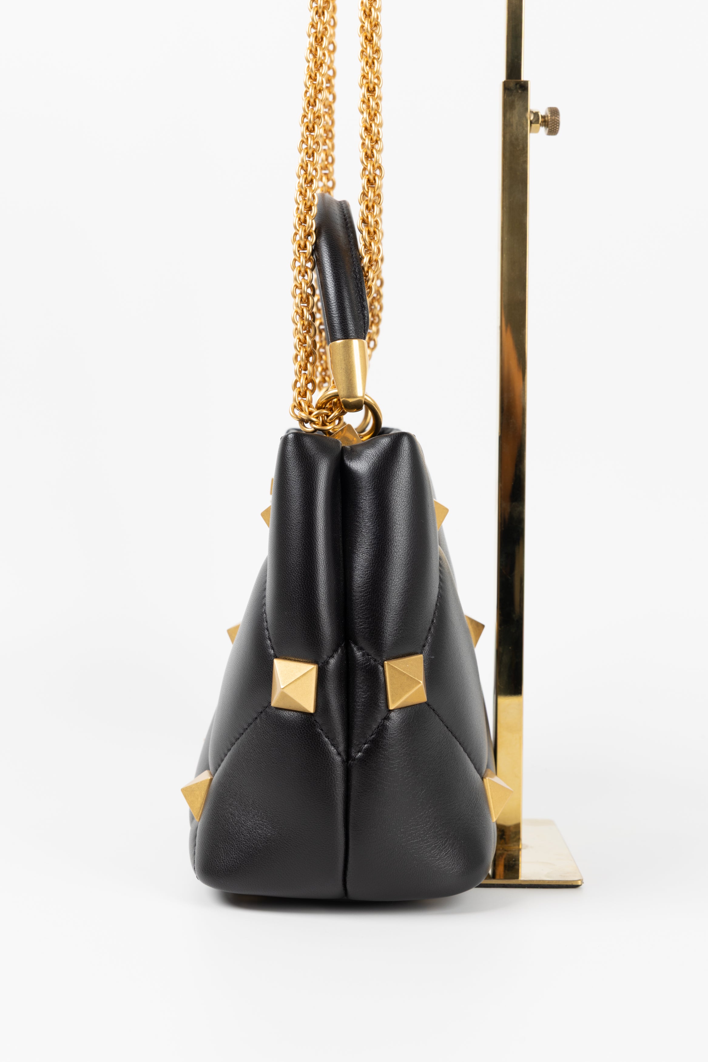 VALENTINO ROMAN STUD HAND BAG NERA