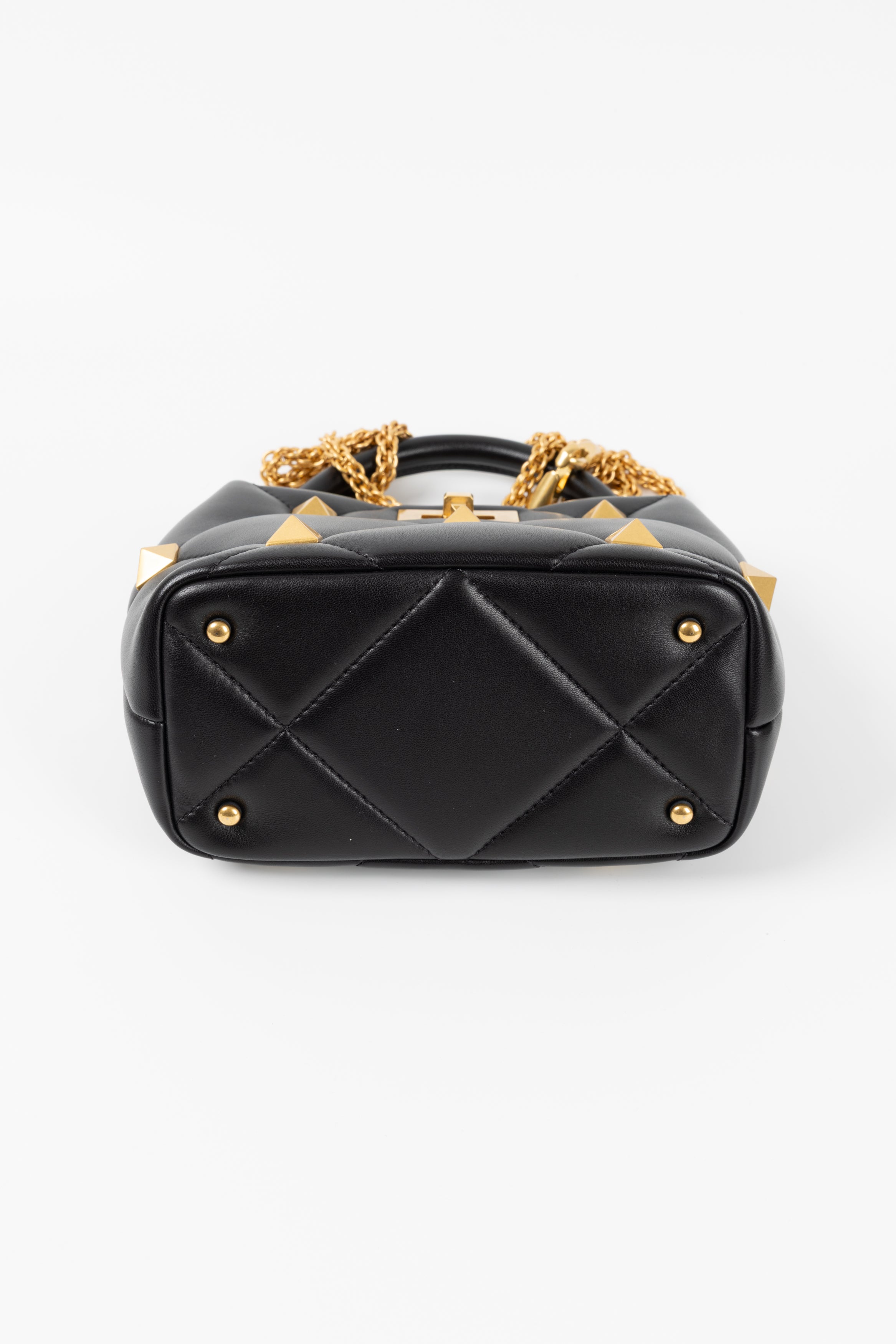 VALENTINO ROMAN STUD HAND BAG NERA