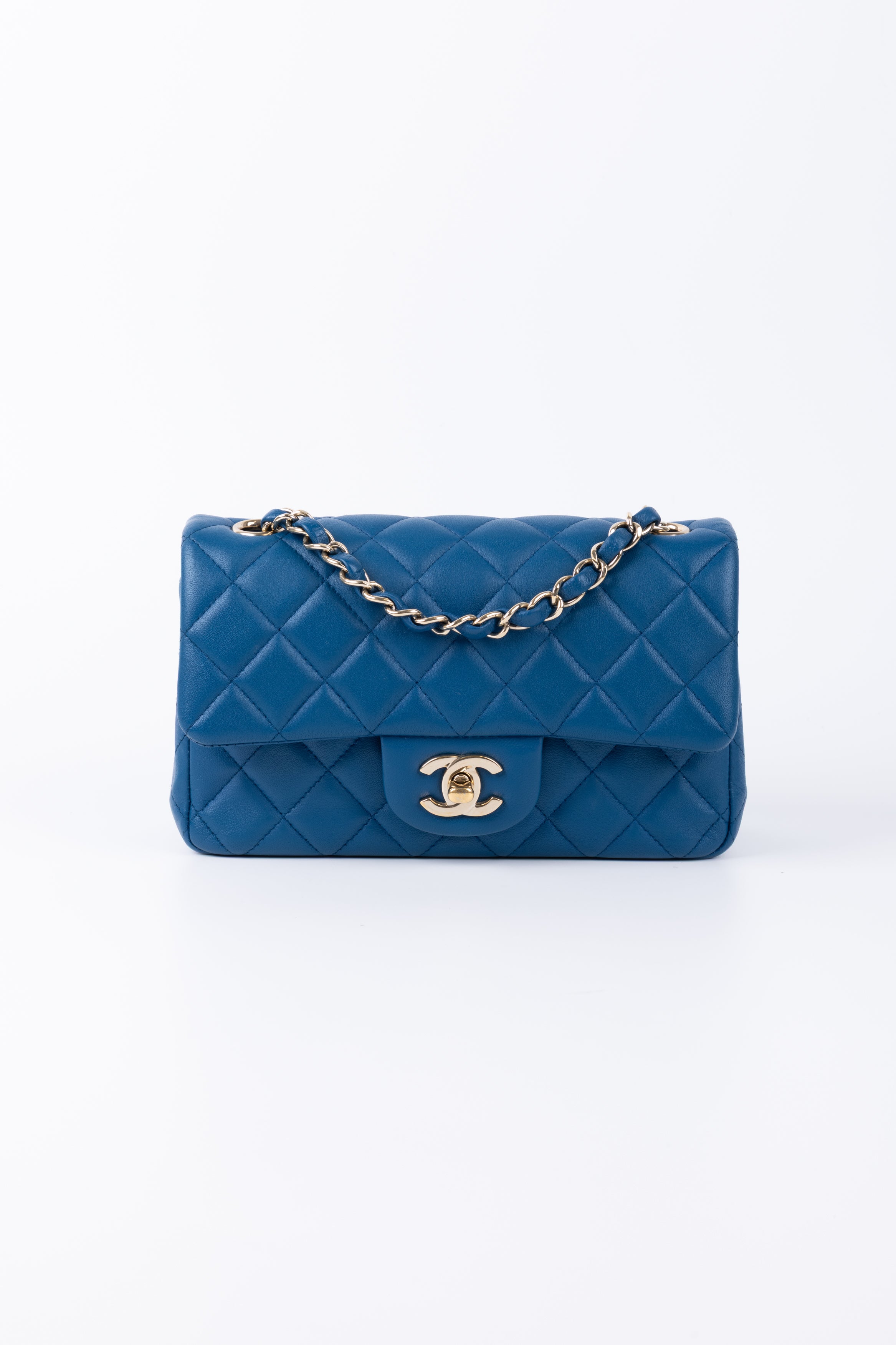CHANEL RECTANGULAR BLU