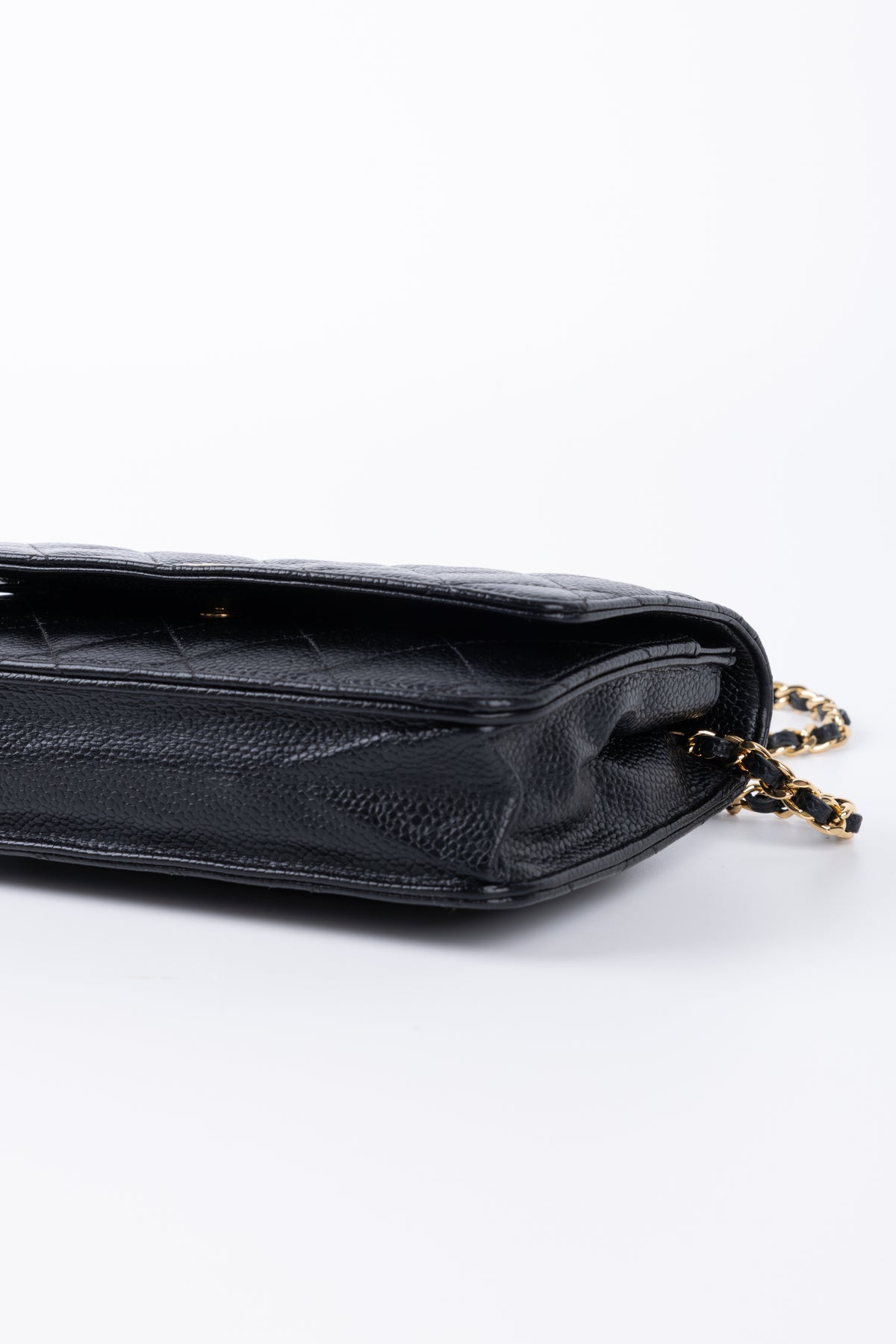 CHANEL WOC CAVIAR NERO/ORO