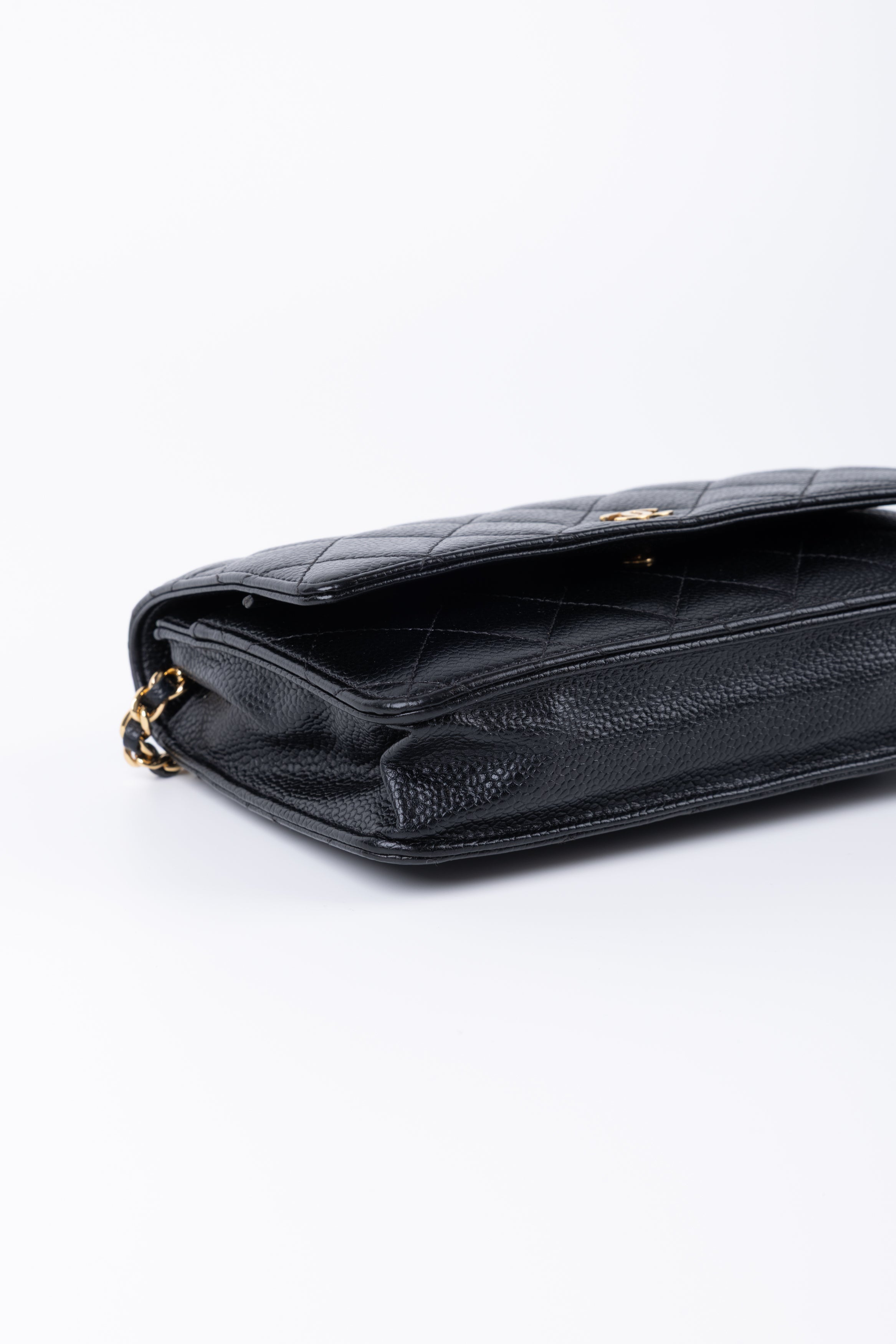 CHANEL WOC CAVIAR NERO/ORO