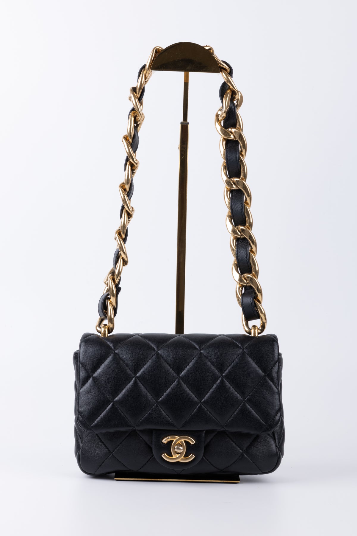 CHANEL FUNKY TOWN NERA