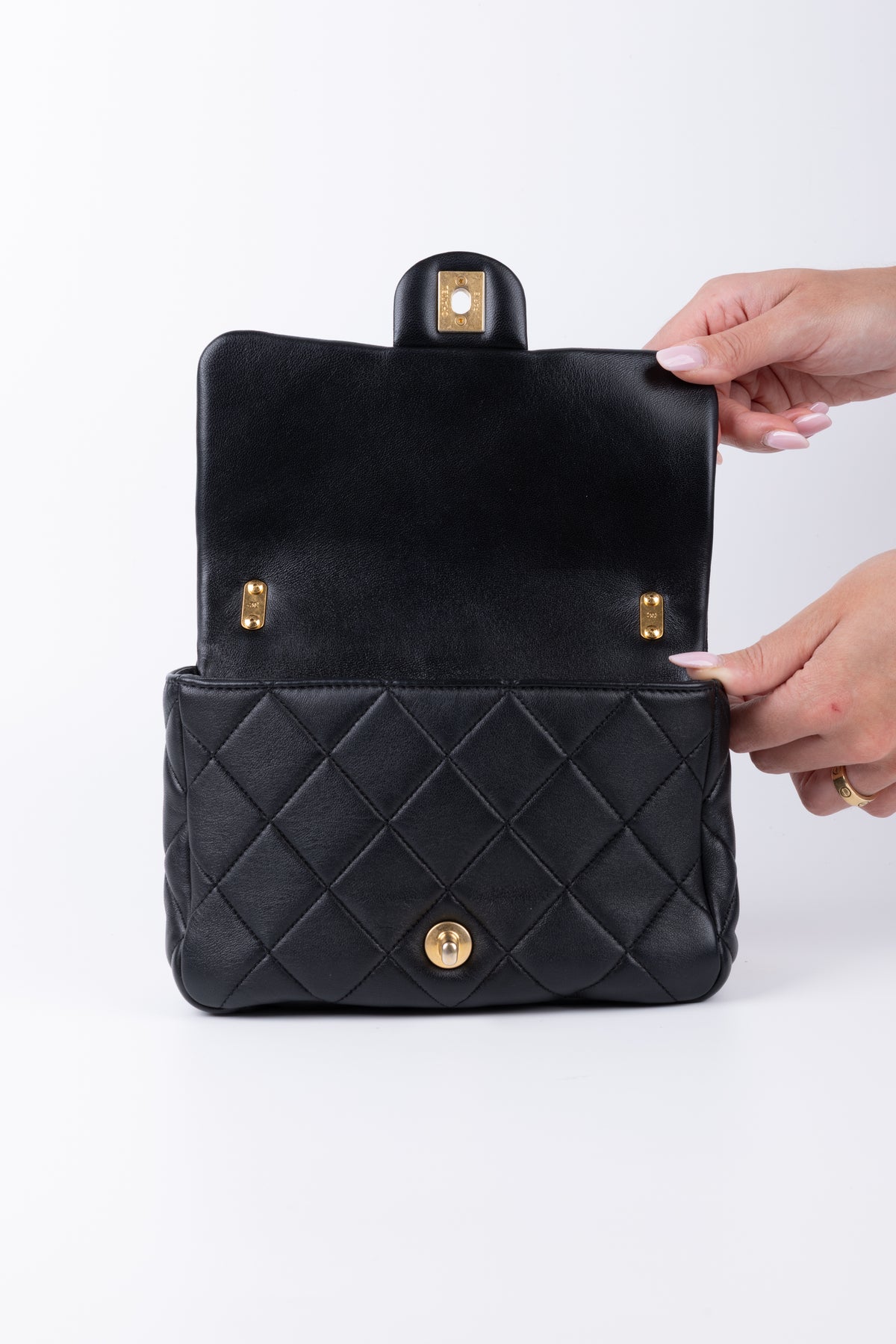 CHANEL FUNKY TOWN NERA