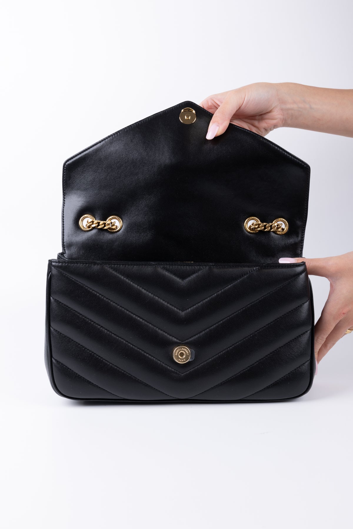 SAINT LAURENT LOU LOU NERA